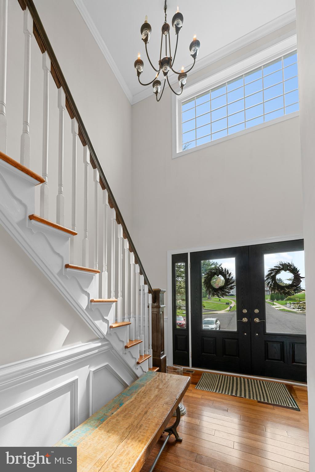 1735 AUTUMN LEAF LANE