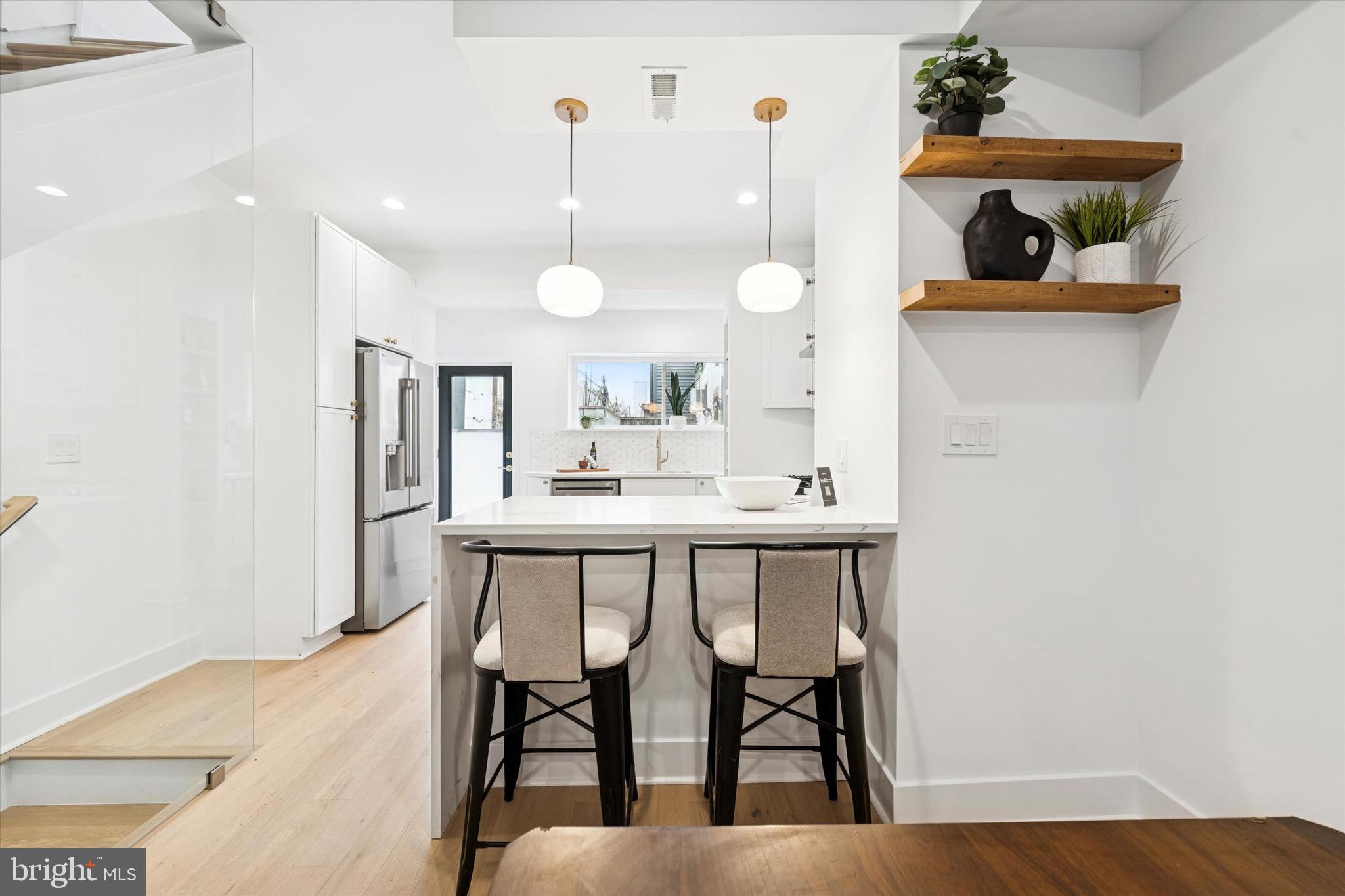 PASSYUNK SQUARE - Residential