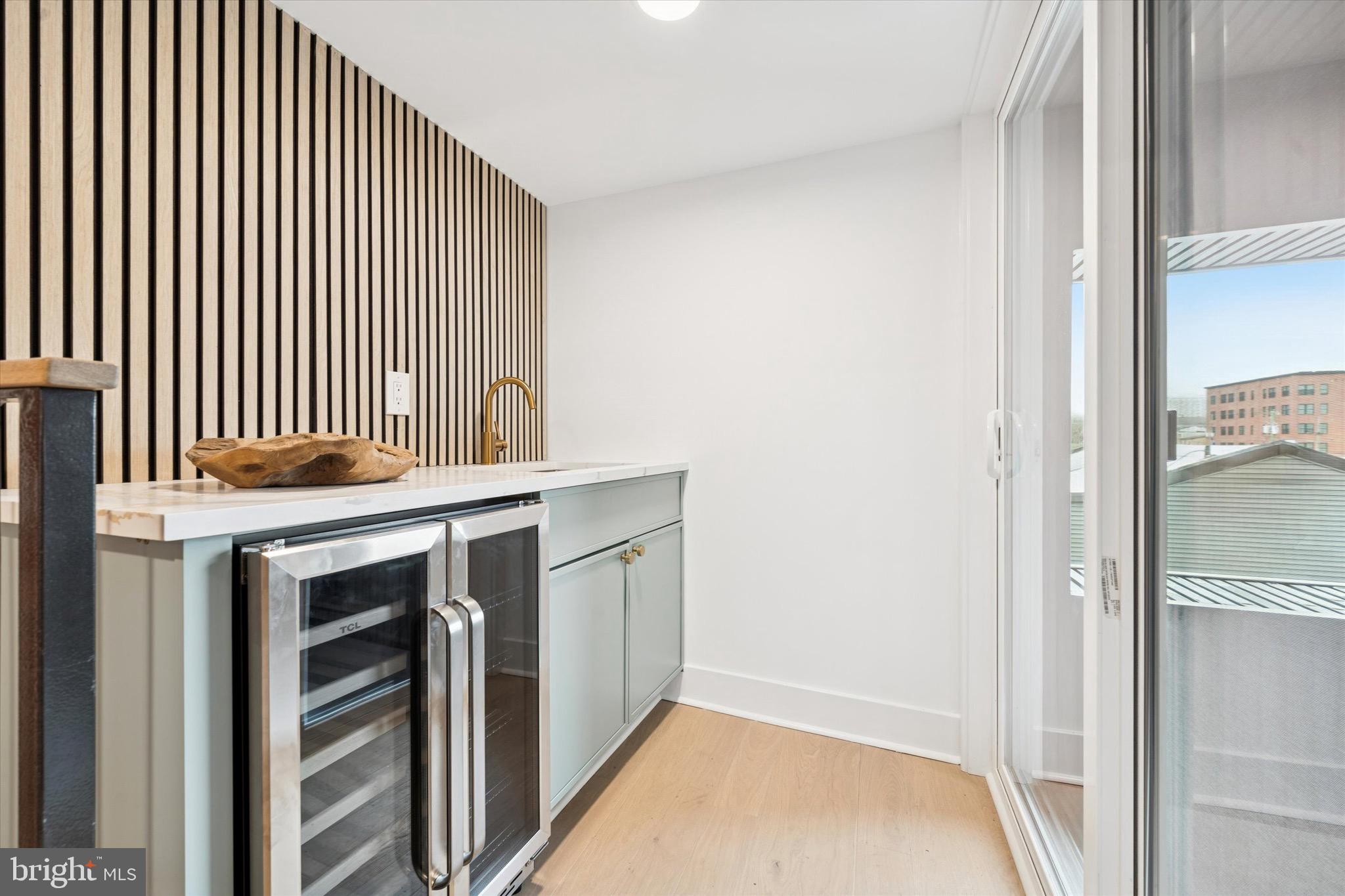 PASSYUNK SQUARE - Residential