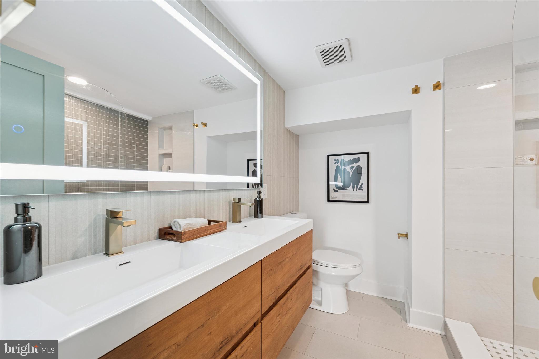 PASSYUNK SQUARE - Residential