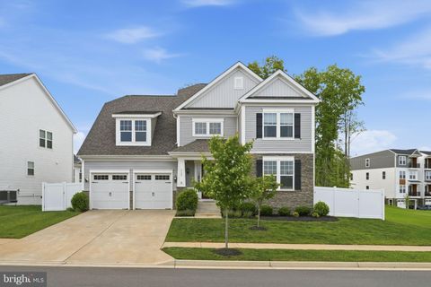 Photo of 320 Pepperidge Drive, STAFFORD, VA 22554 (MLS # VAST2049394)