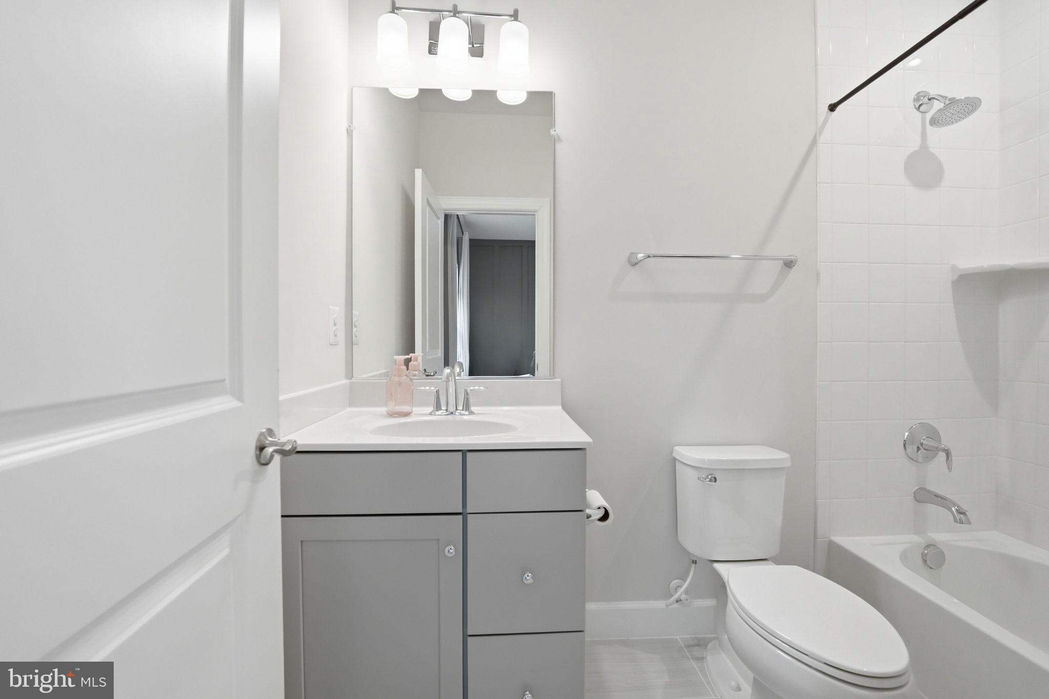 EMBREY MILL - Residential