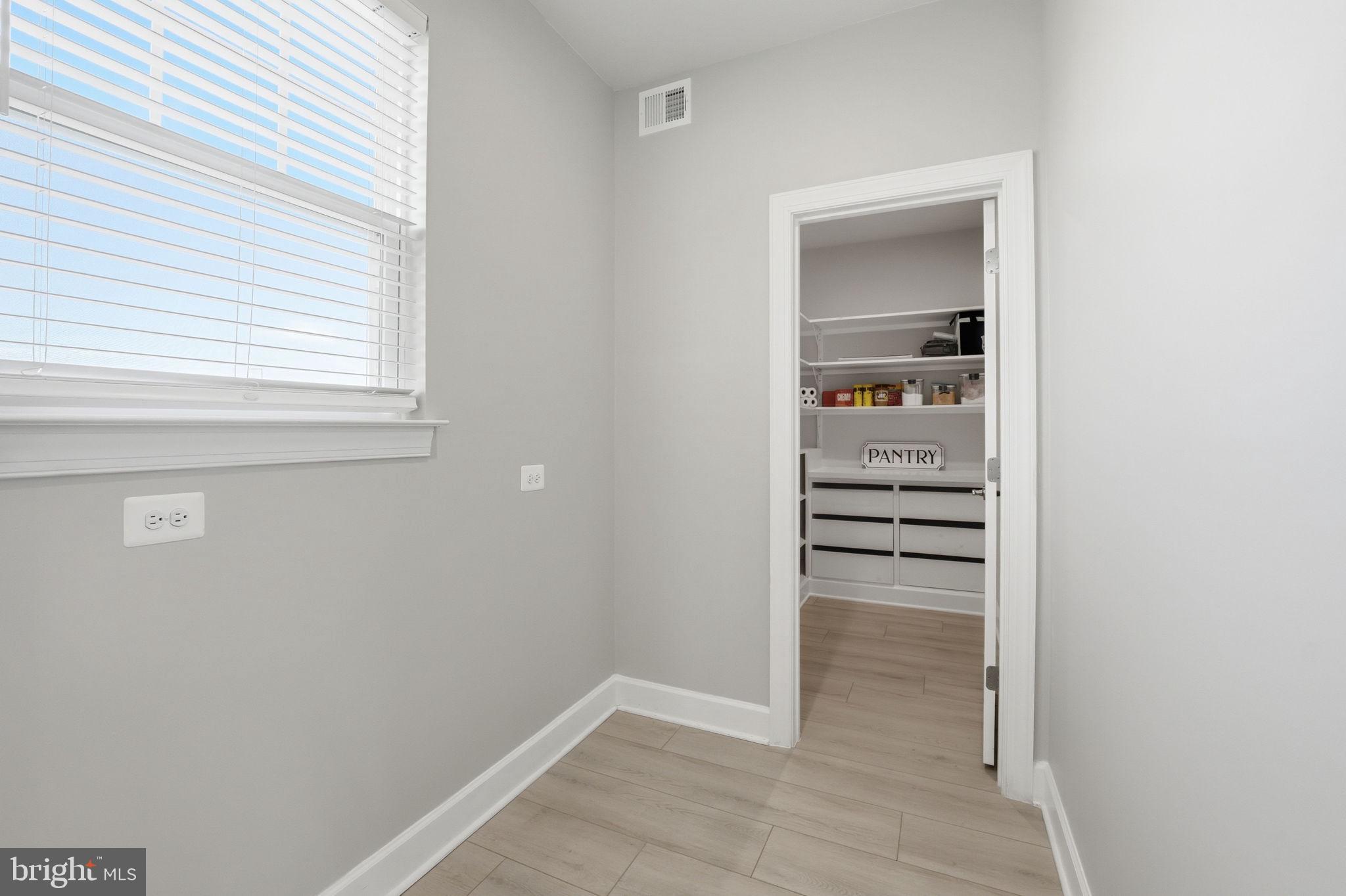 EMBREY MILL - Residential