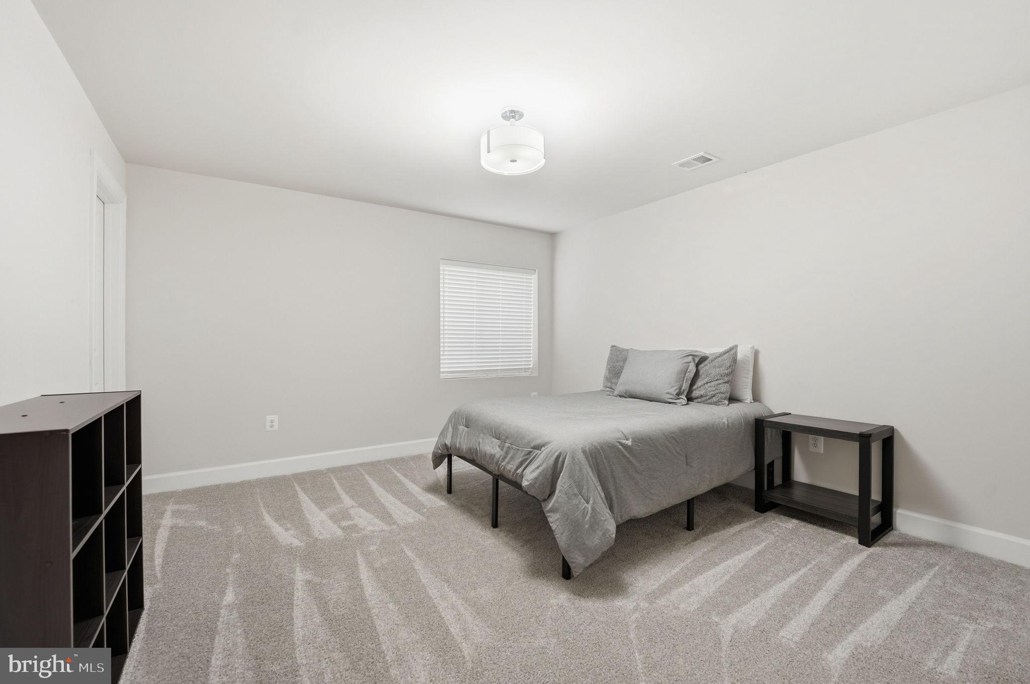 EMBREY MILL - Residential