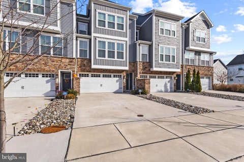 Townhouse For Sale - 116 Torrey Drive<br/> New Castle County, NEWARK, DE 19702
