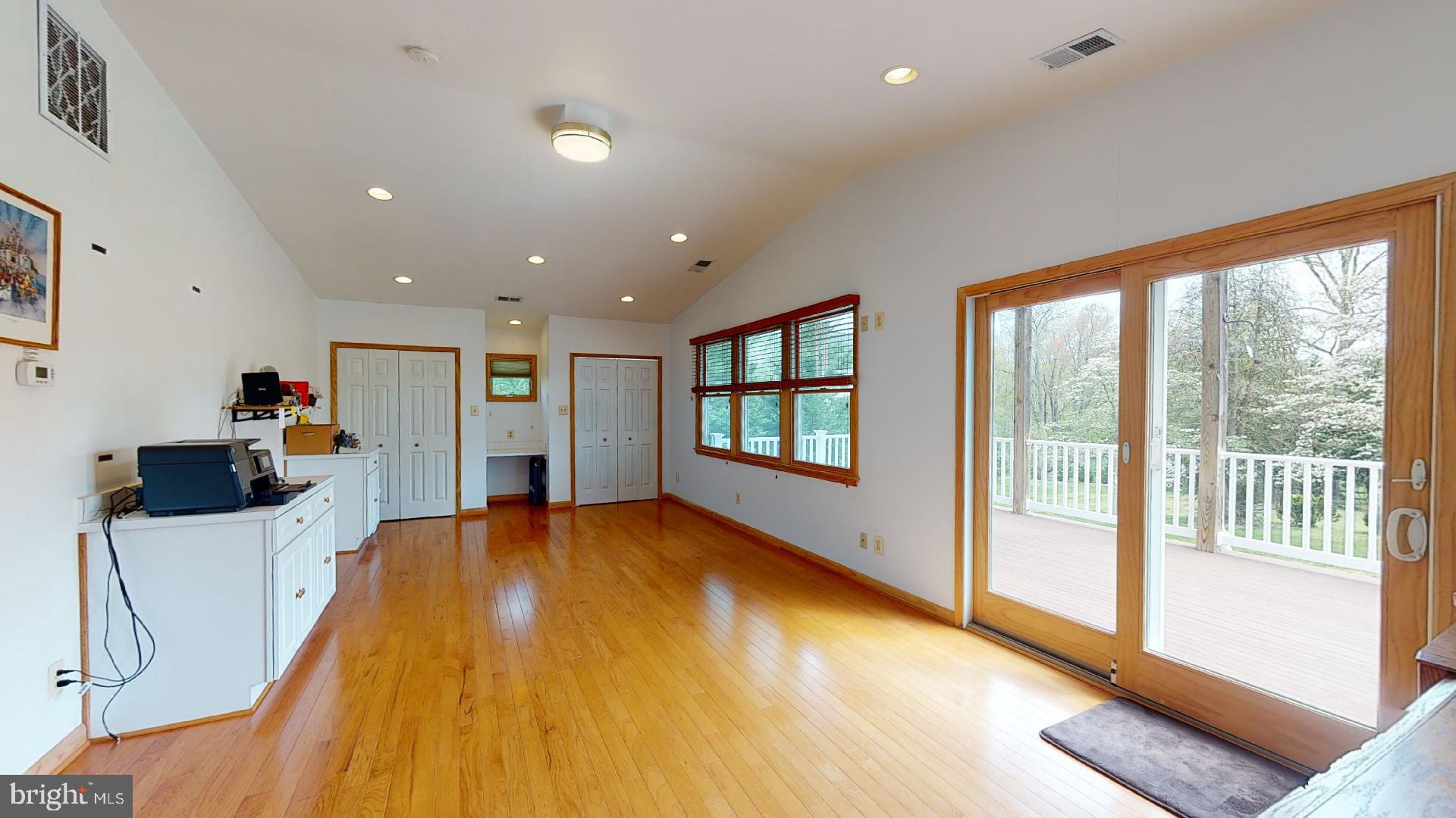 HOLIDAY HILLS - Residential