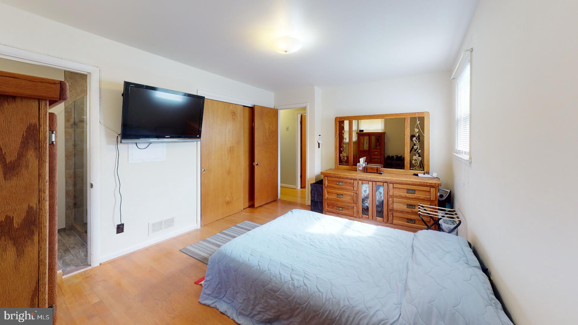 HOLIDAY HILLS - Residential