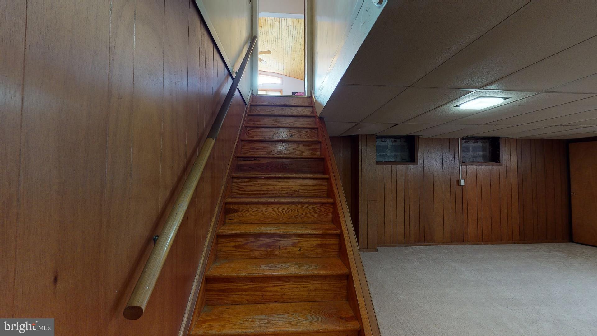 HOLIDAY HILLS - Residential