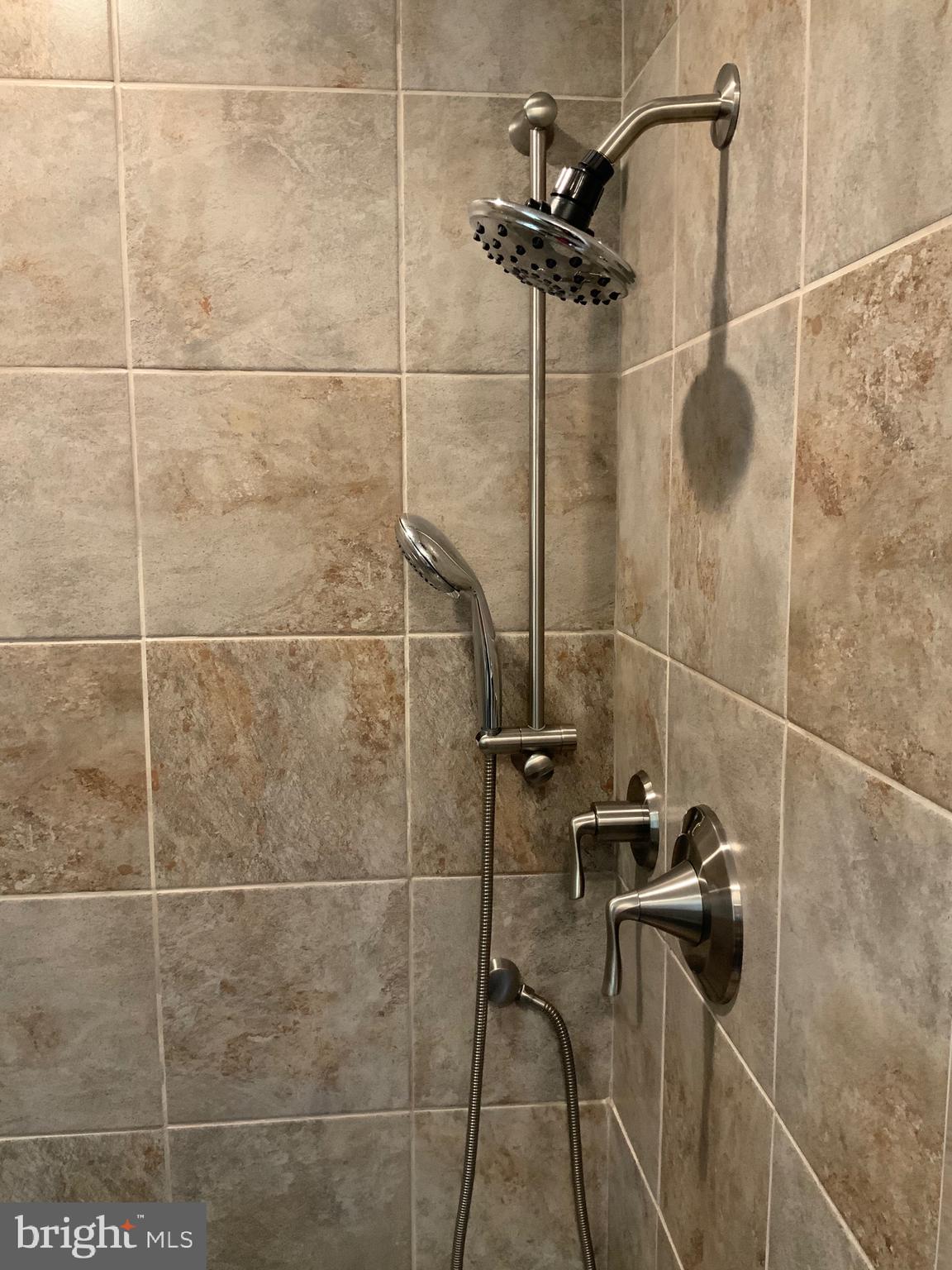 HOLIDAY HILLS - Residential