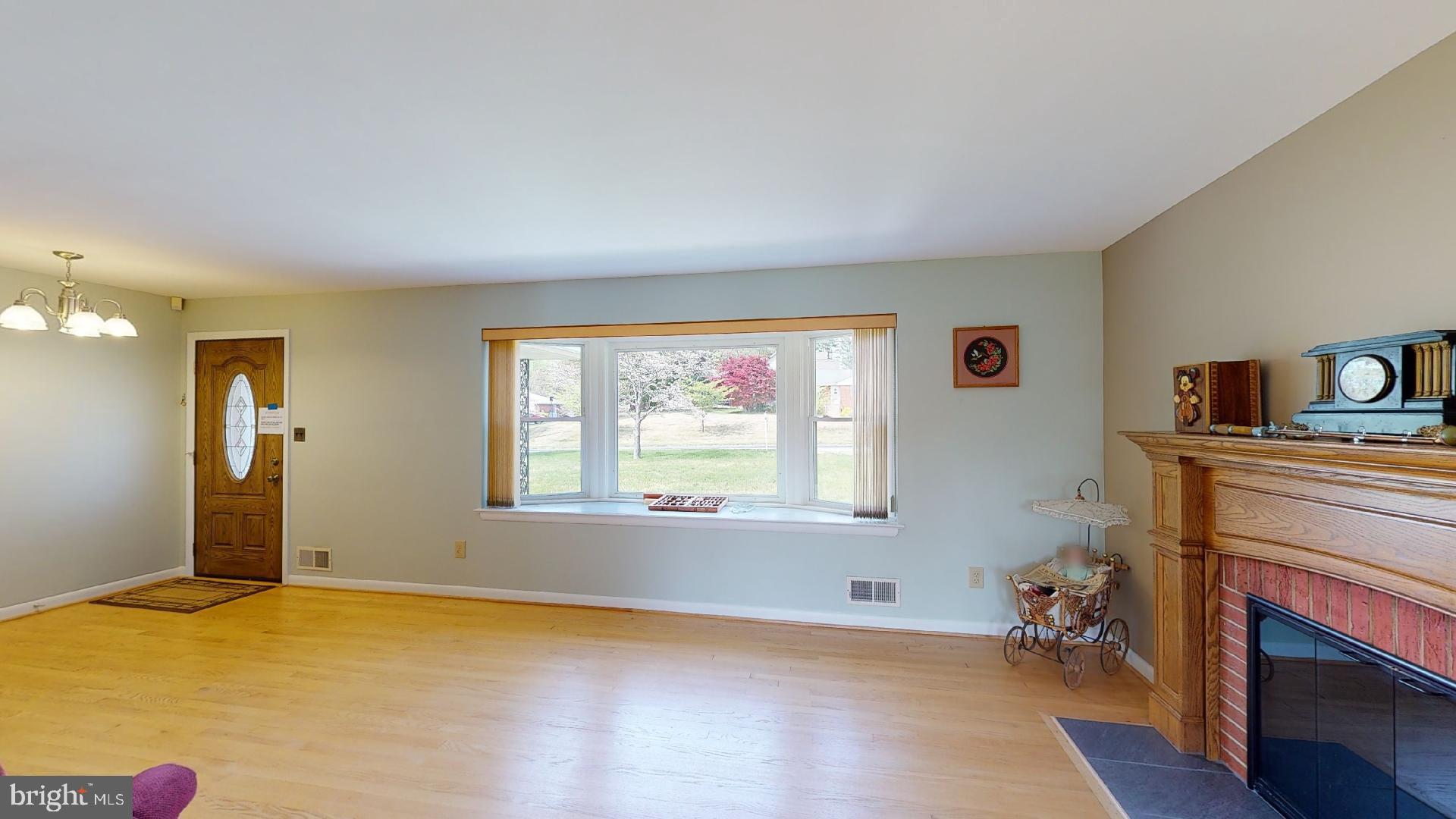 HOLIDAY HILLS - Residential