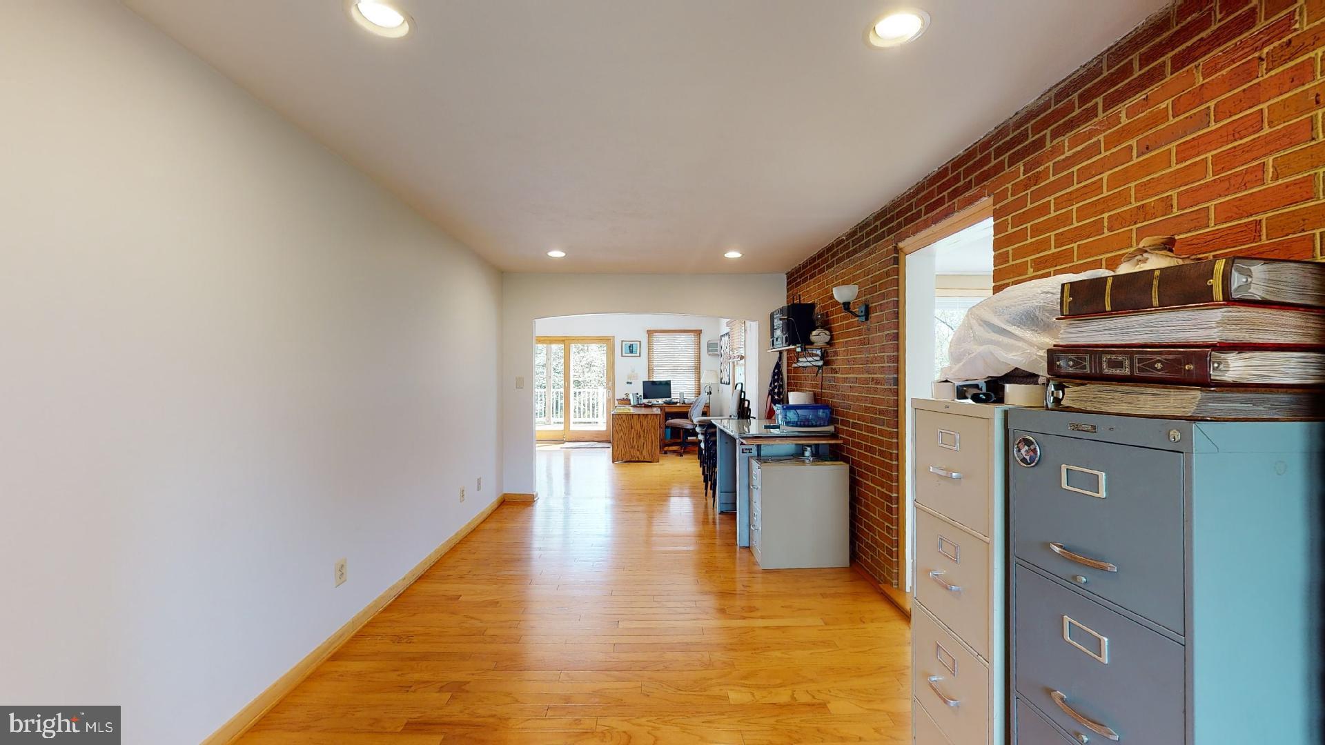 HOLIDAY HILLS - Residential