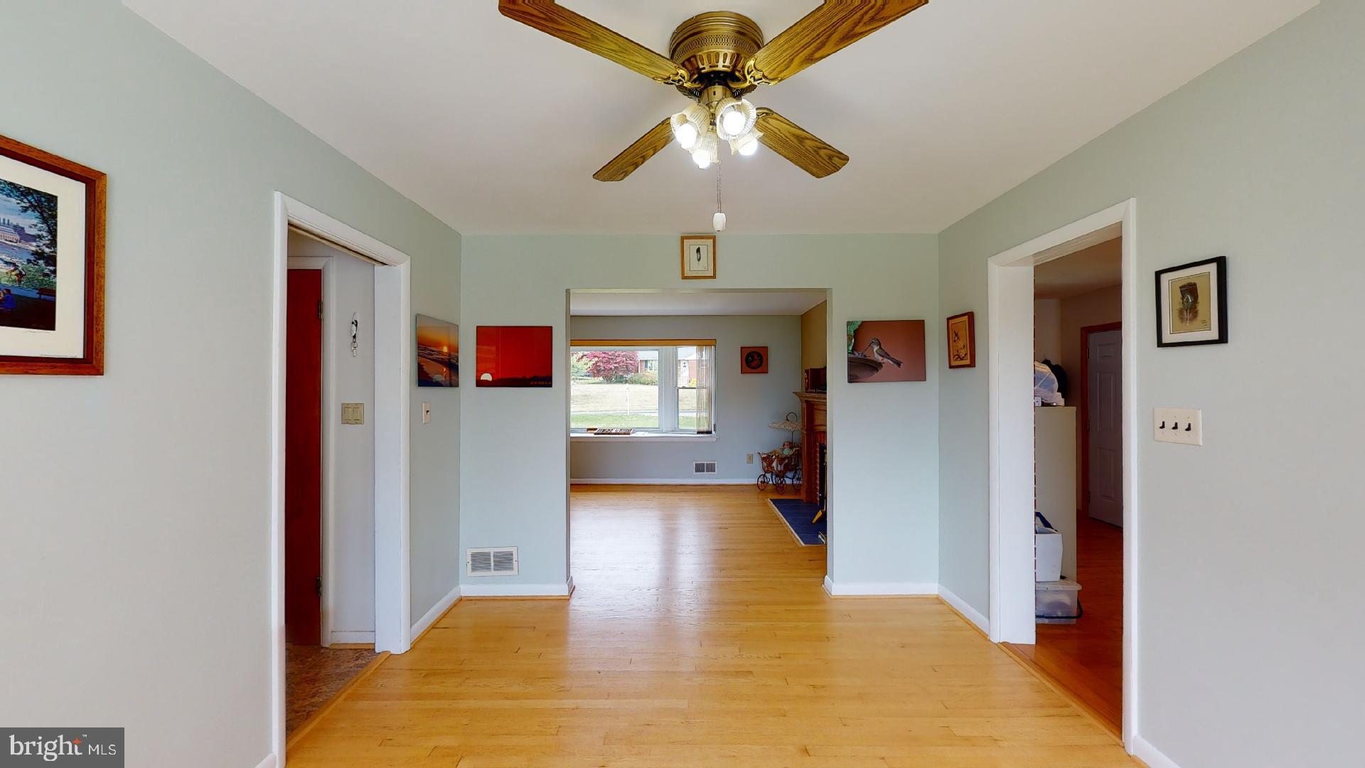 HOLIDAY HILLS - Residential