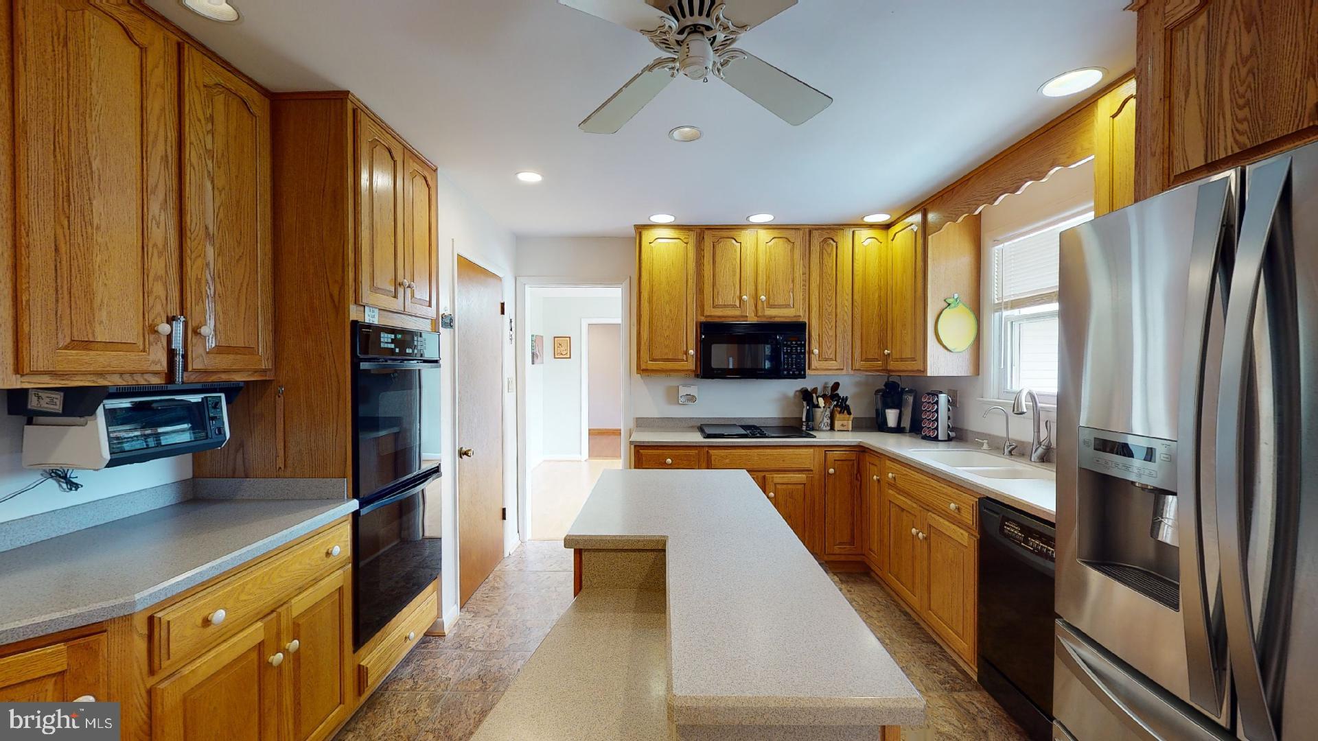 HOLIDAY HILLS - Residential