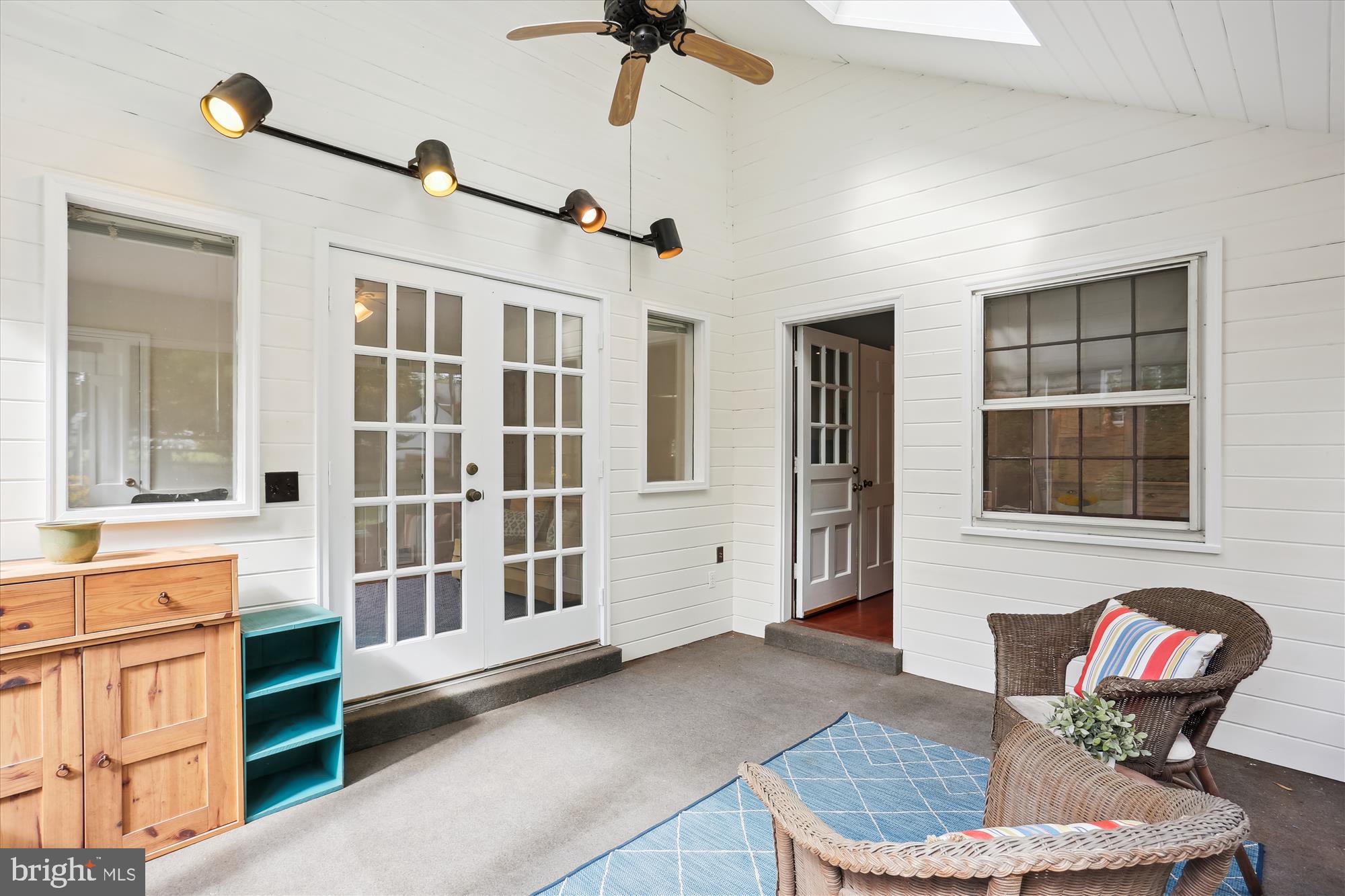 OLD FARM - Residential