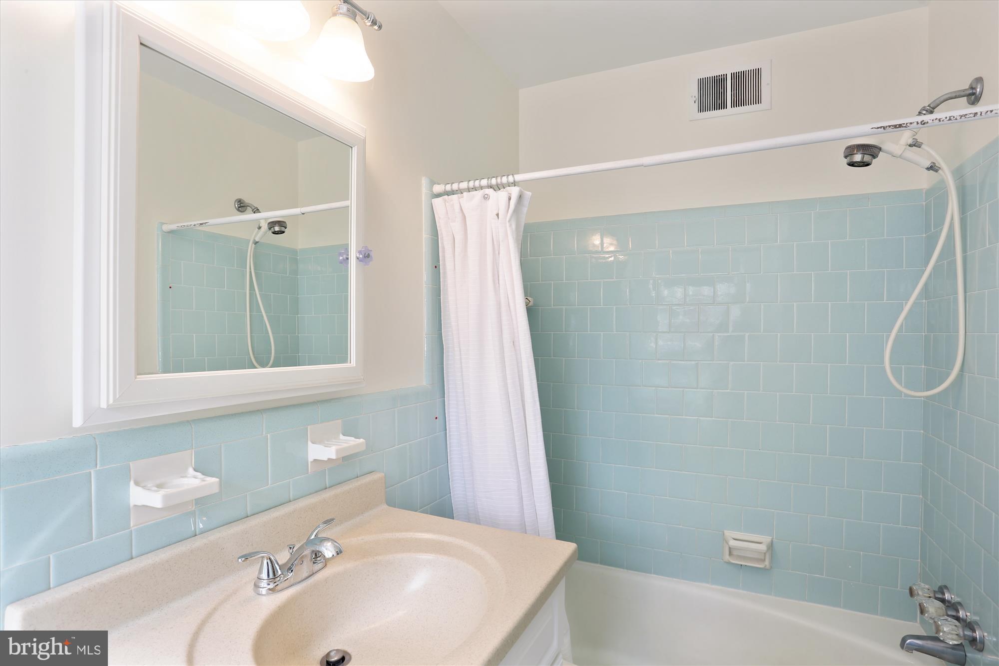 OLD FARM - Residential