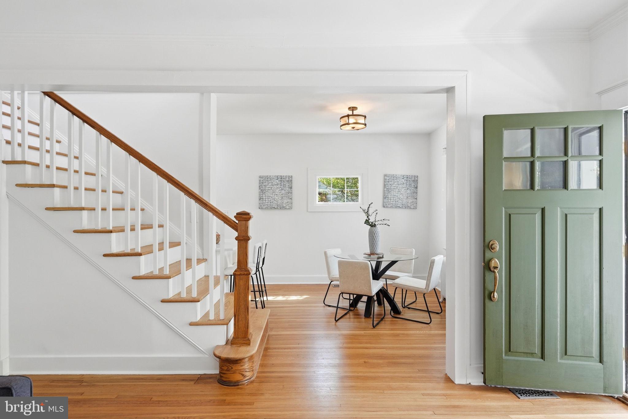 1612 NEWTON STREET NE