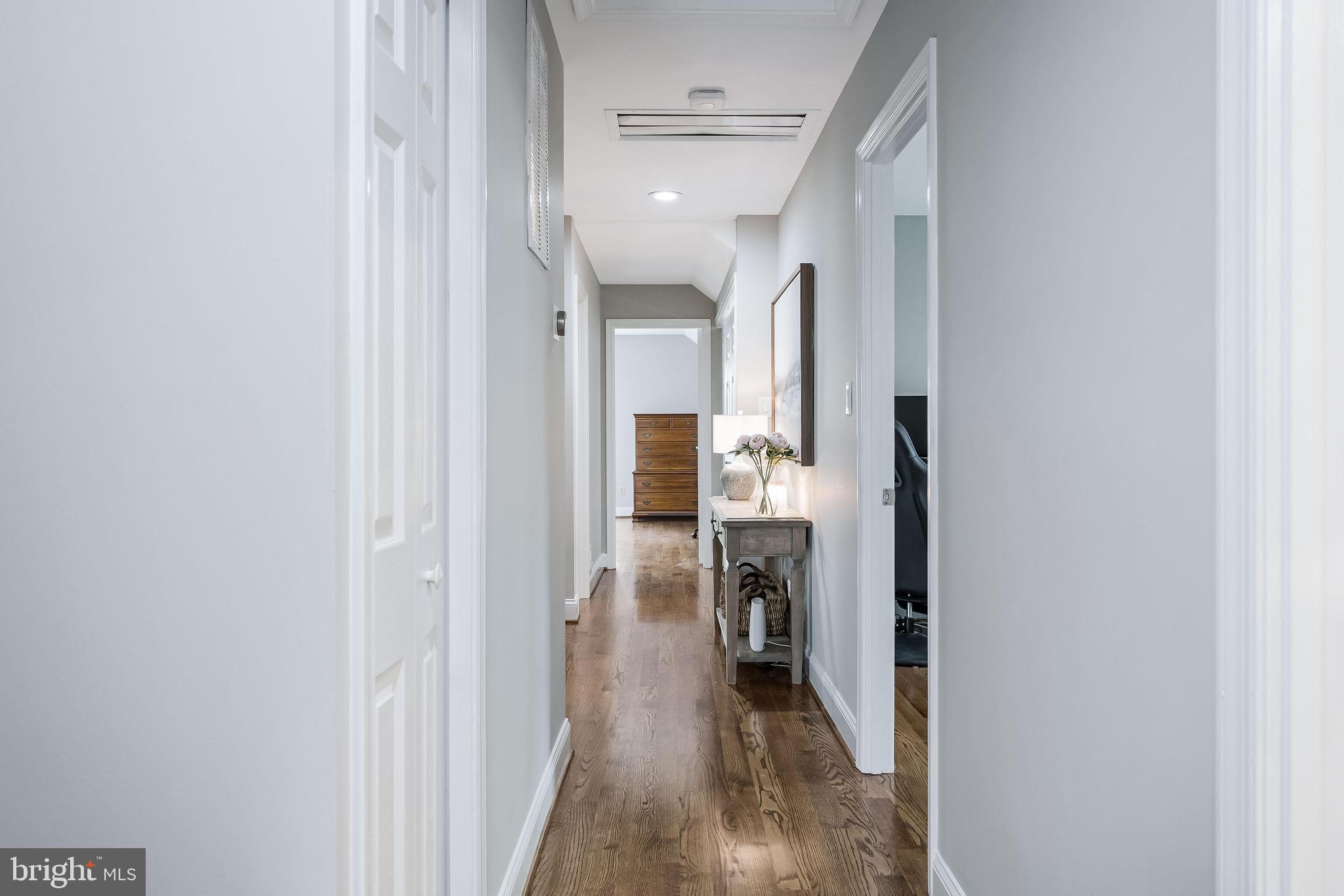 SIGNAL HILL - Residential