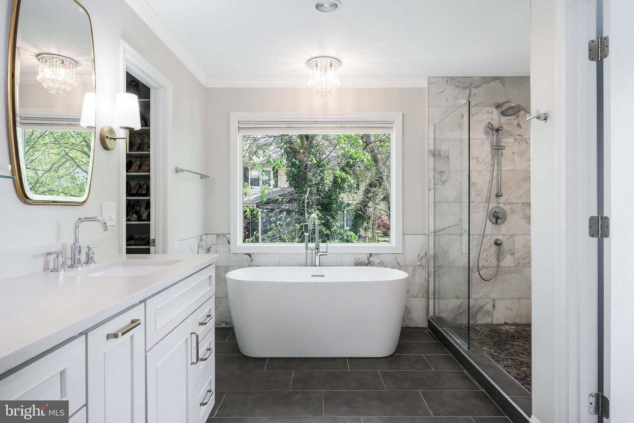 SIGNAL HILL - Residential