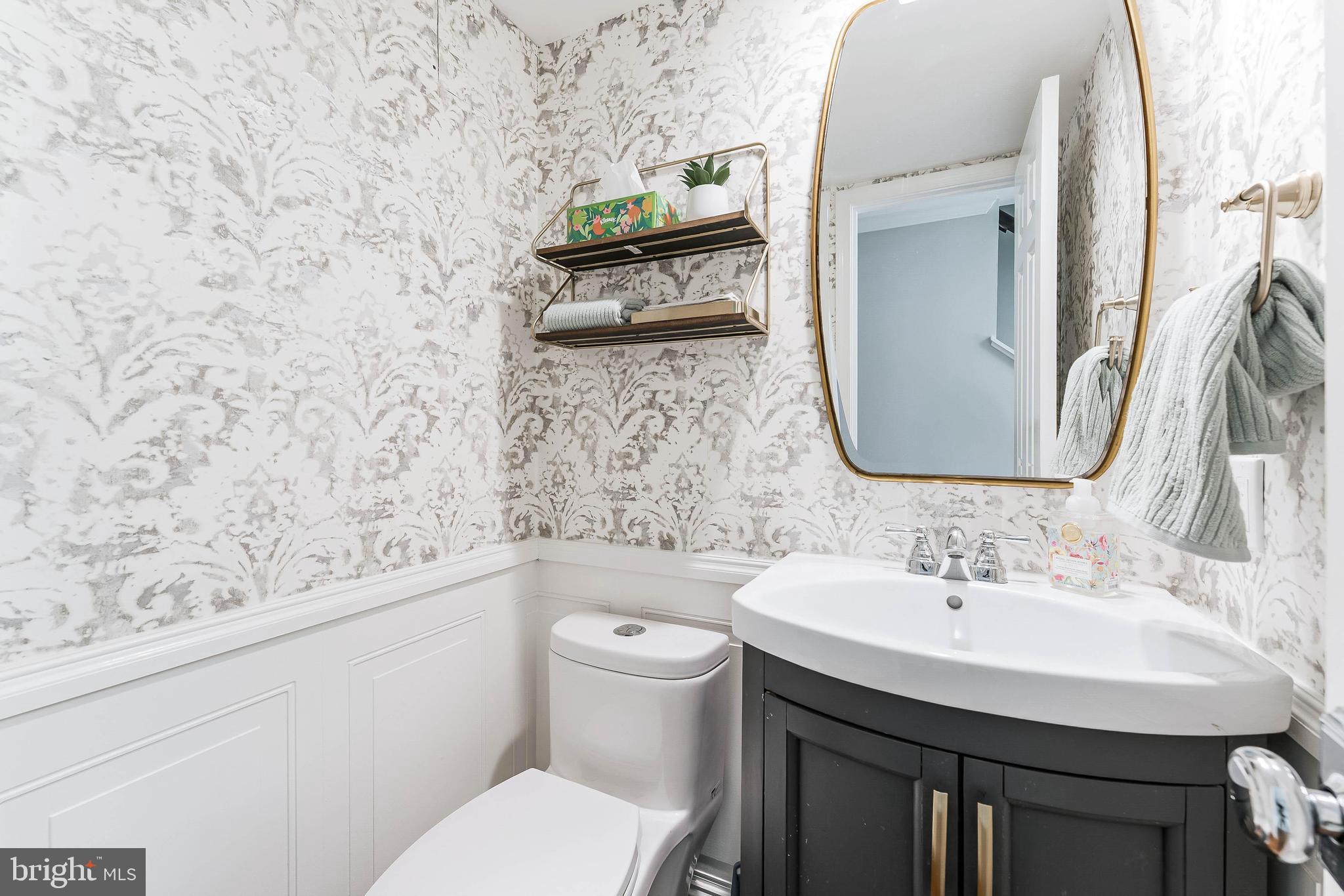 SIGNAL HILL - Residential