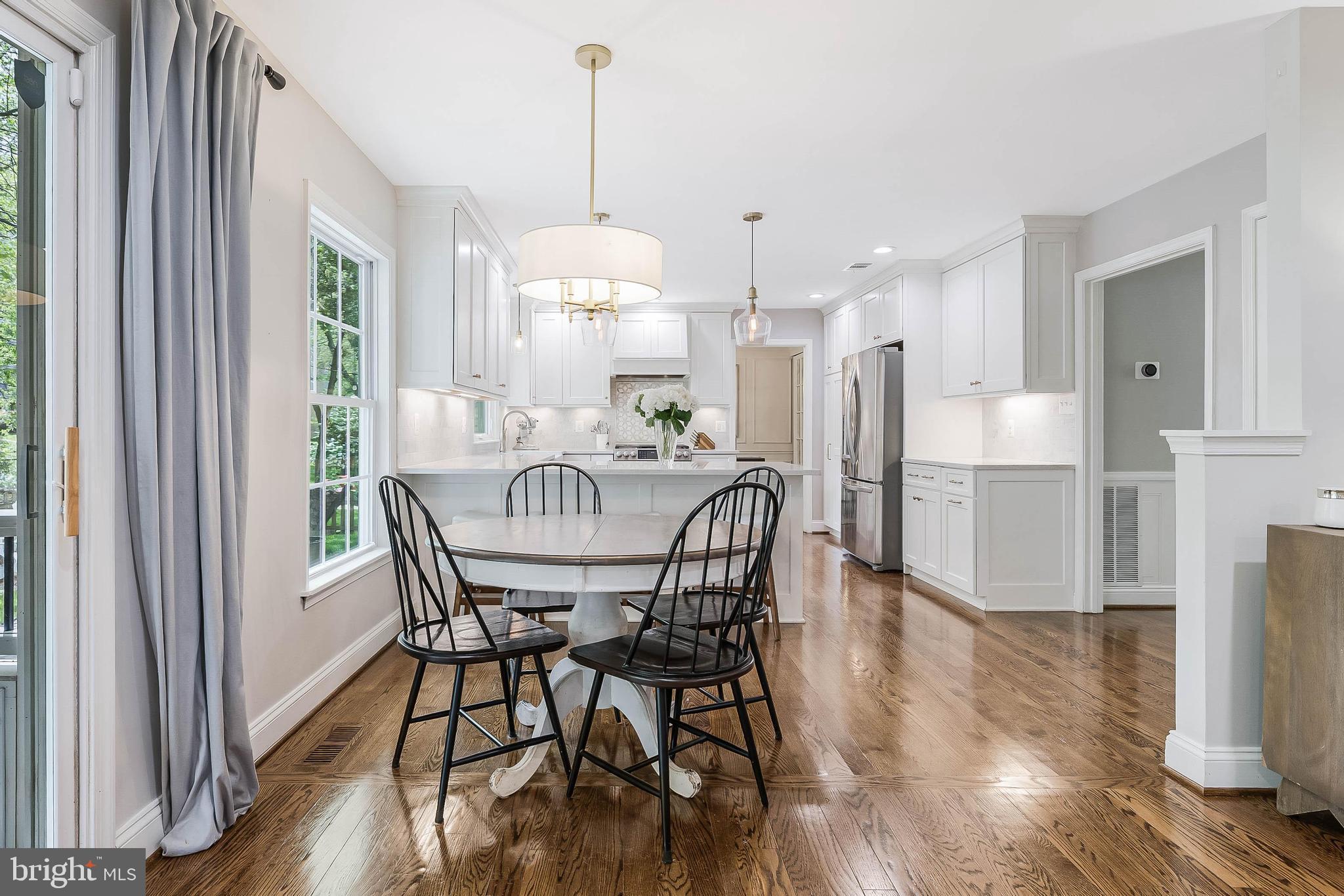 SIGNAL HILL - Residential