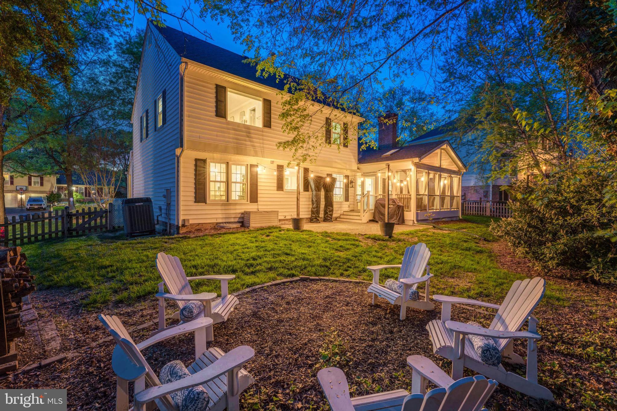 SIGNAL HILL - Residential