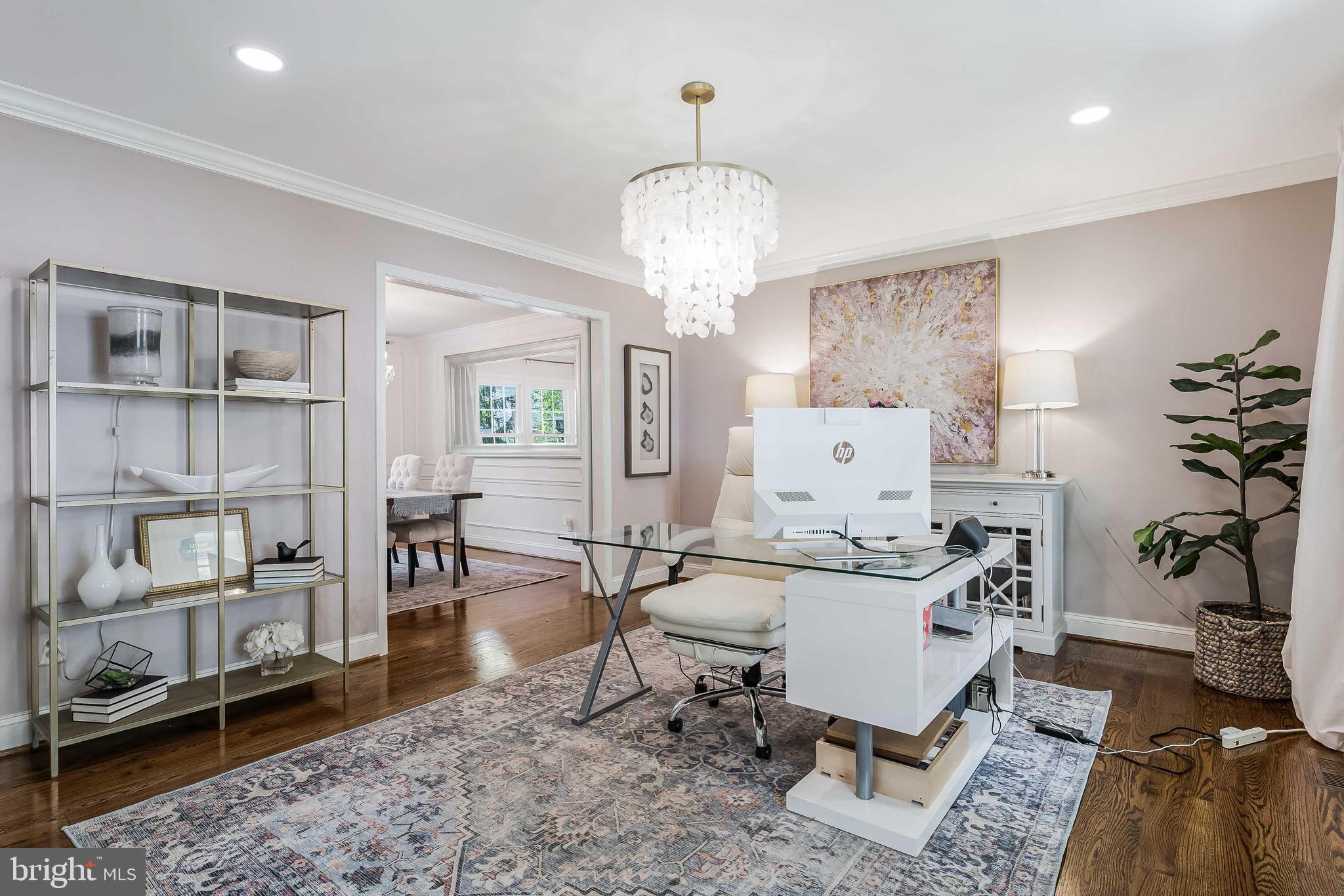 SIGNAL HILL - Residential