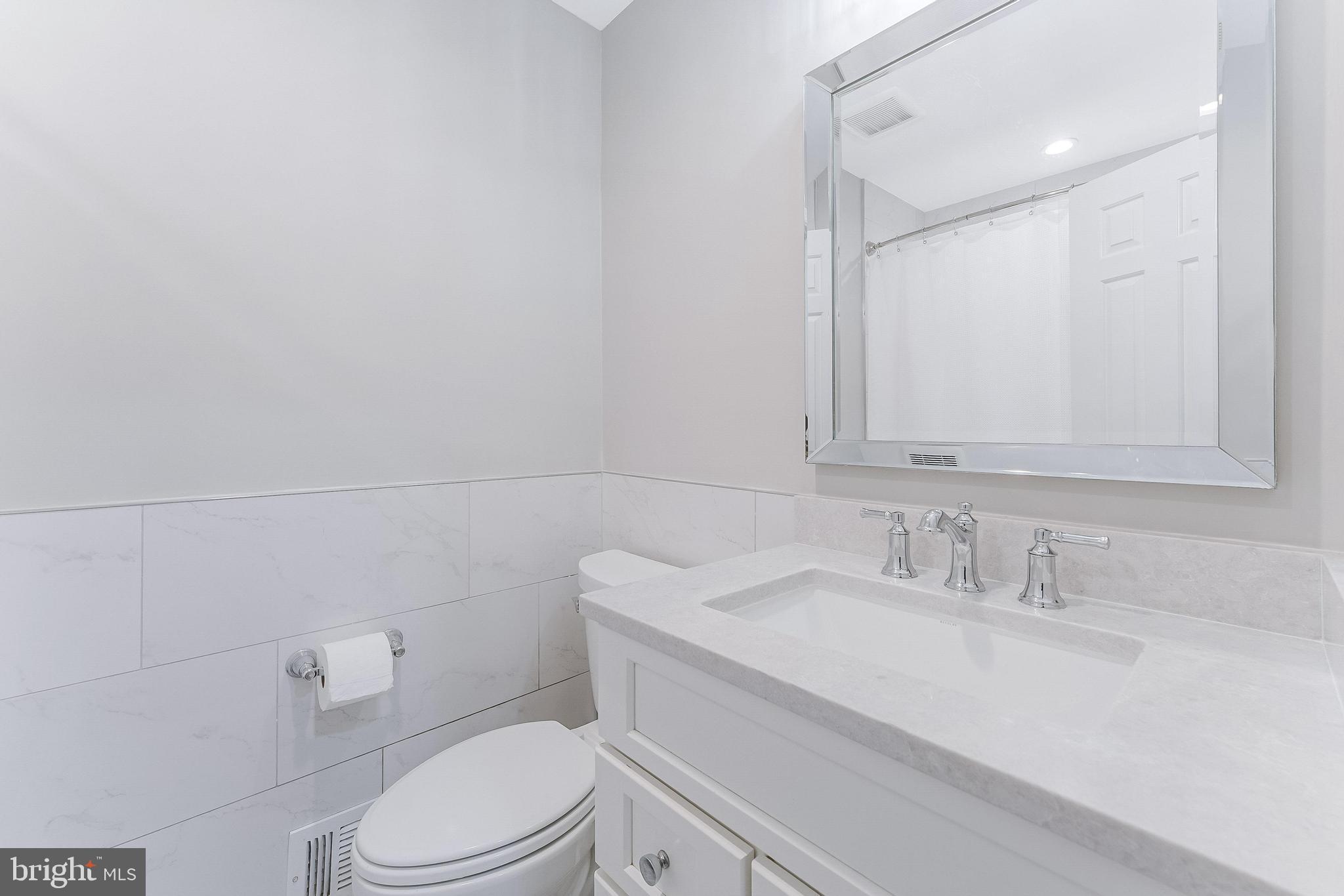 SIGNAL HILL - Residential