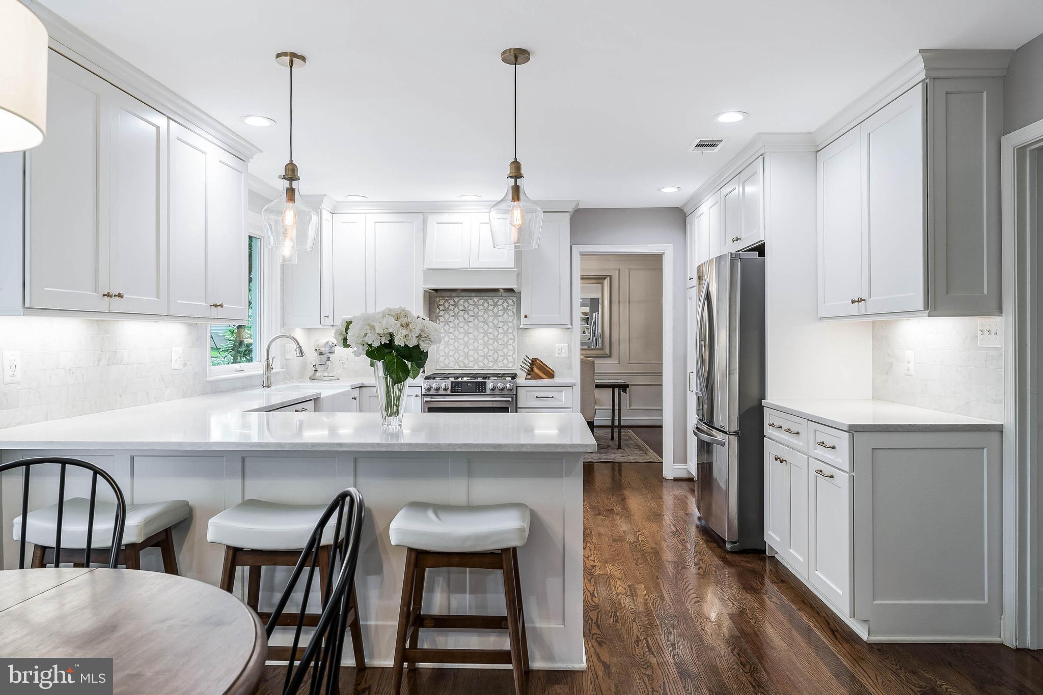 SIGNAL HILL - Residential