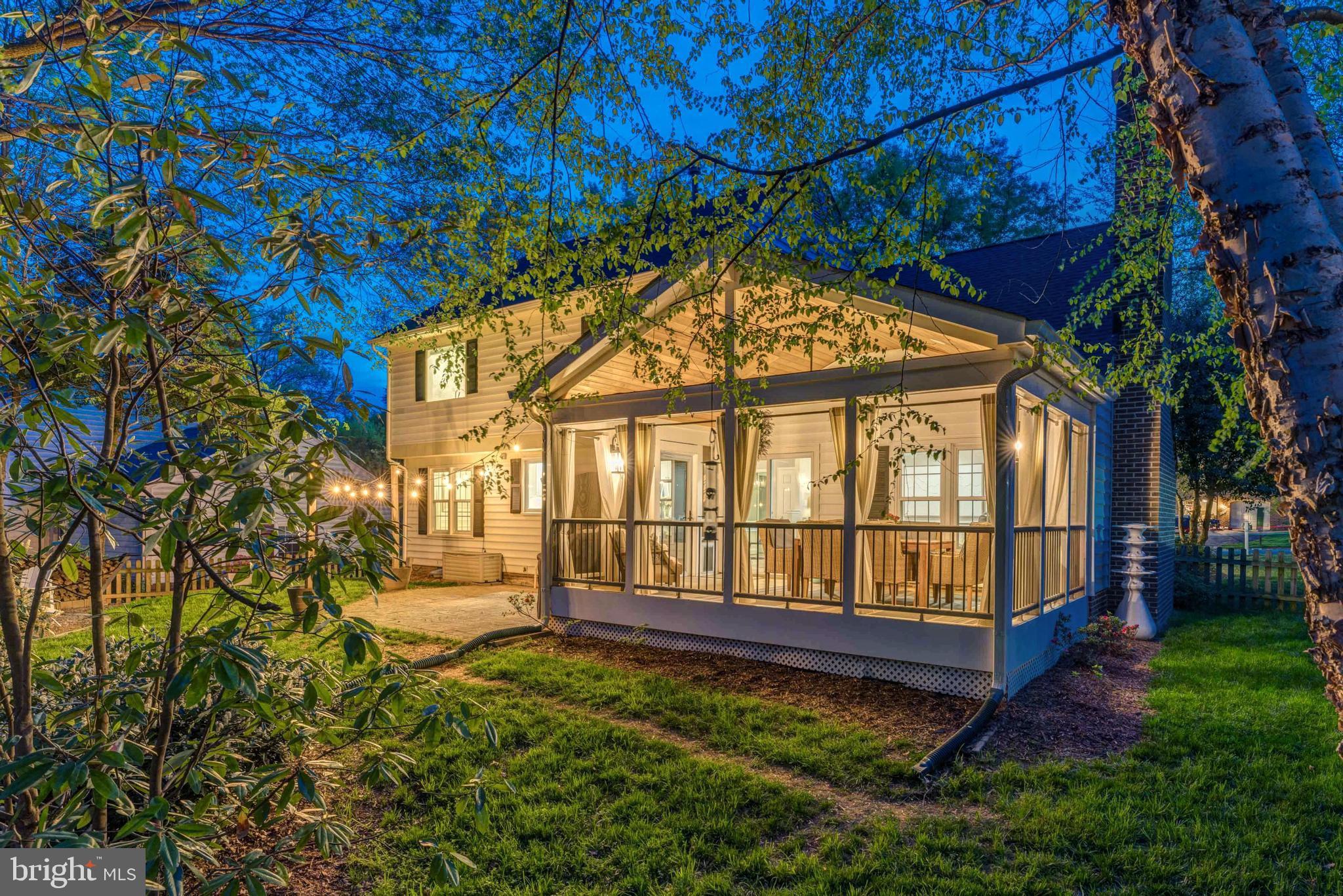 SIGNAL HILL - Residential