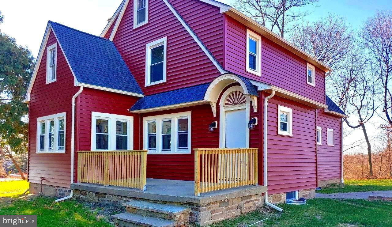 HAMPSTEAD - Residential