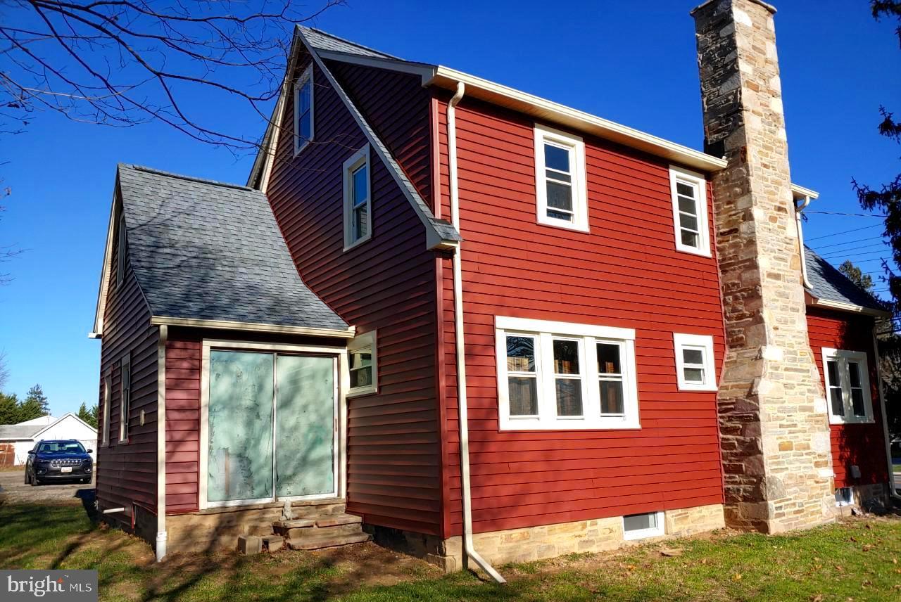 HAMPSTEAD - Residential