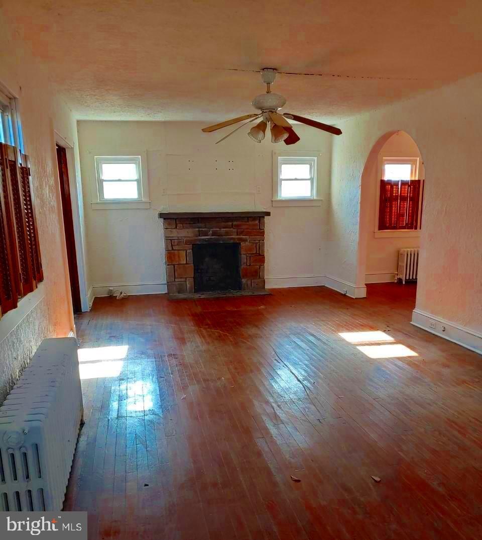 HAMPSTEAD - Residential