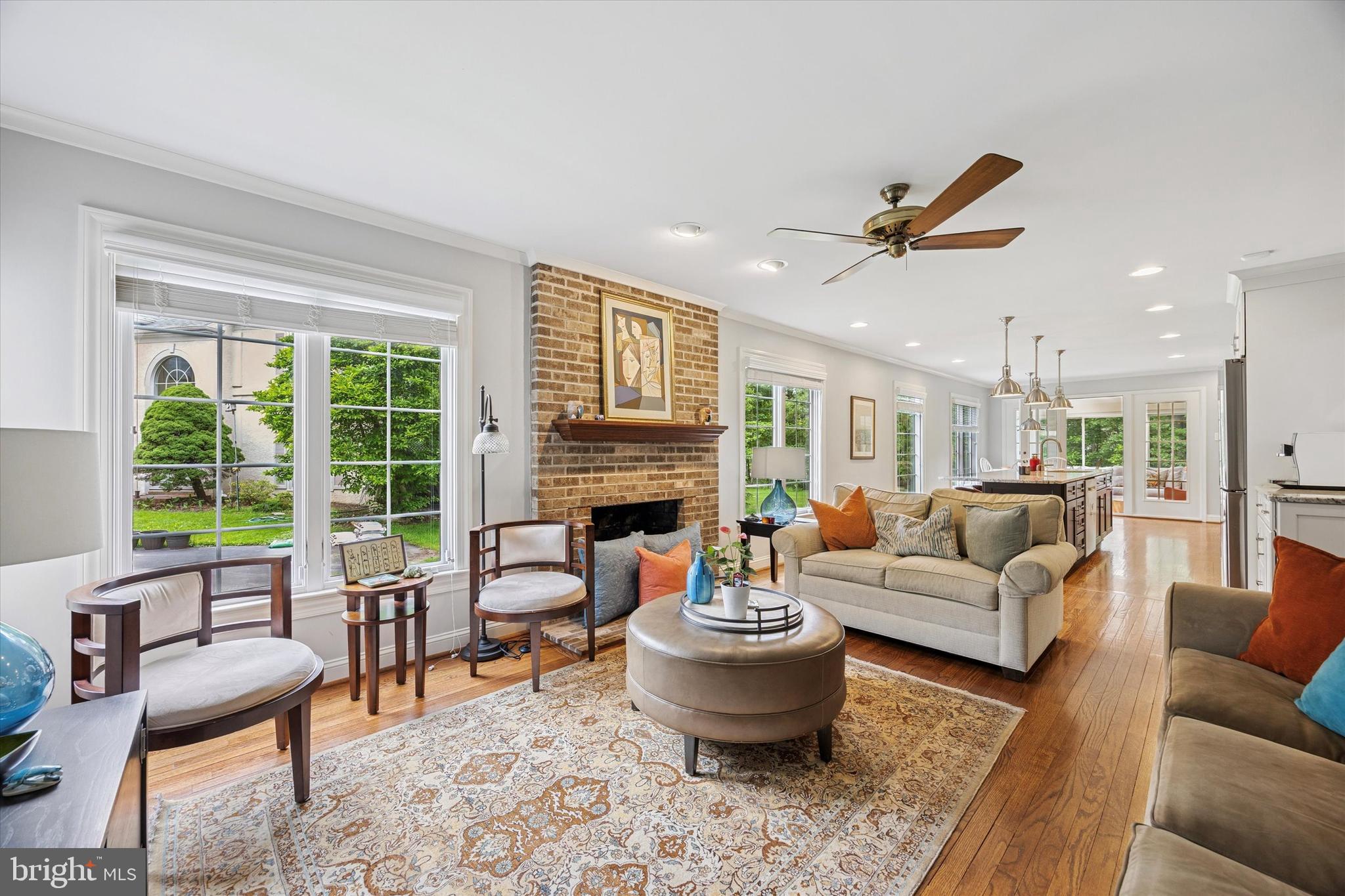 TRIANON - Residential