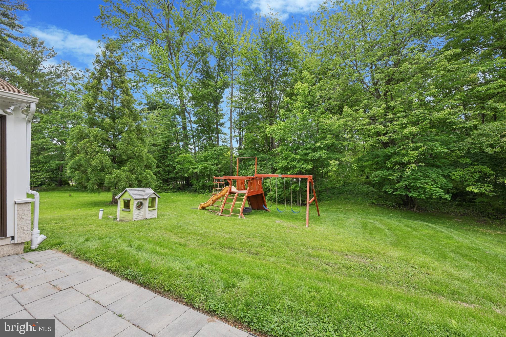 TRIANON - Residential