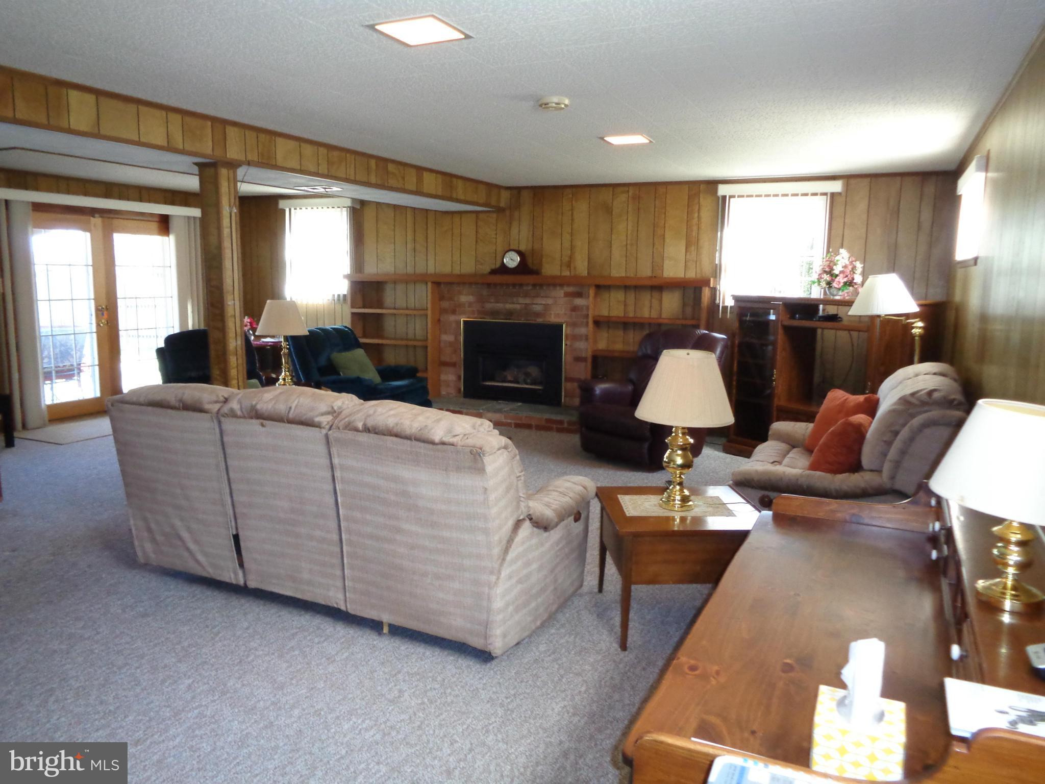 TOR-BRYAN ESTATES - Residential