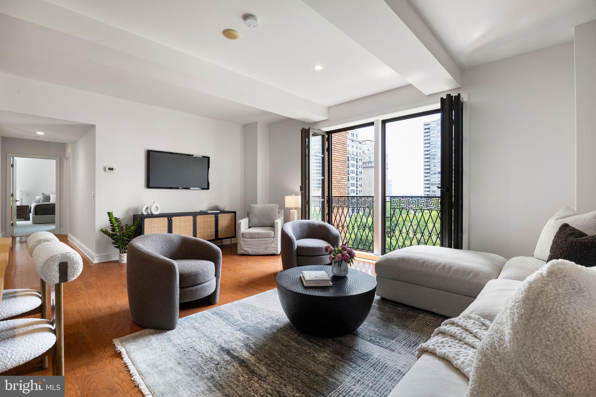 RITTENHOUSE SQUARE - Residential