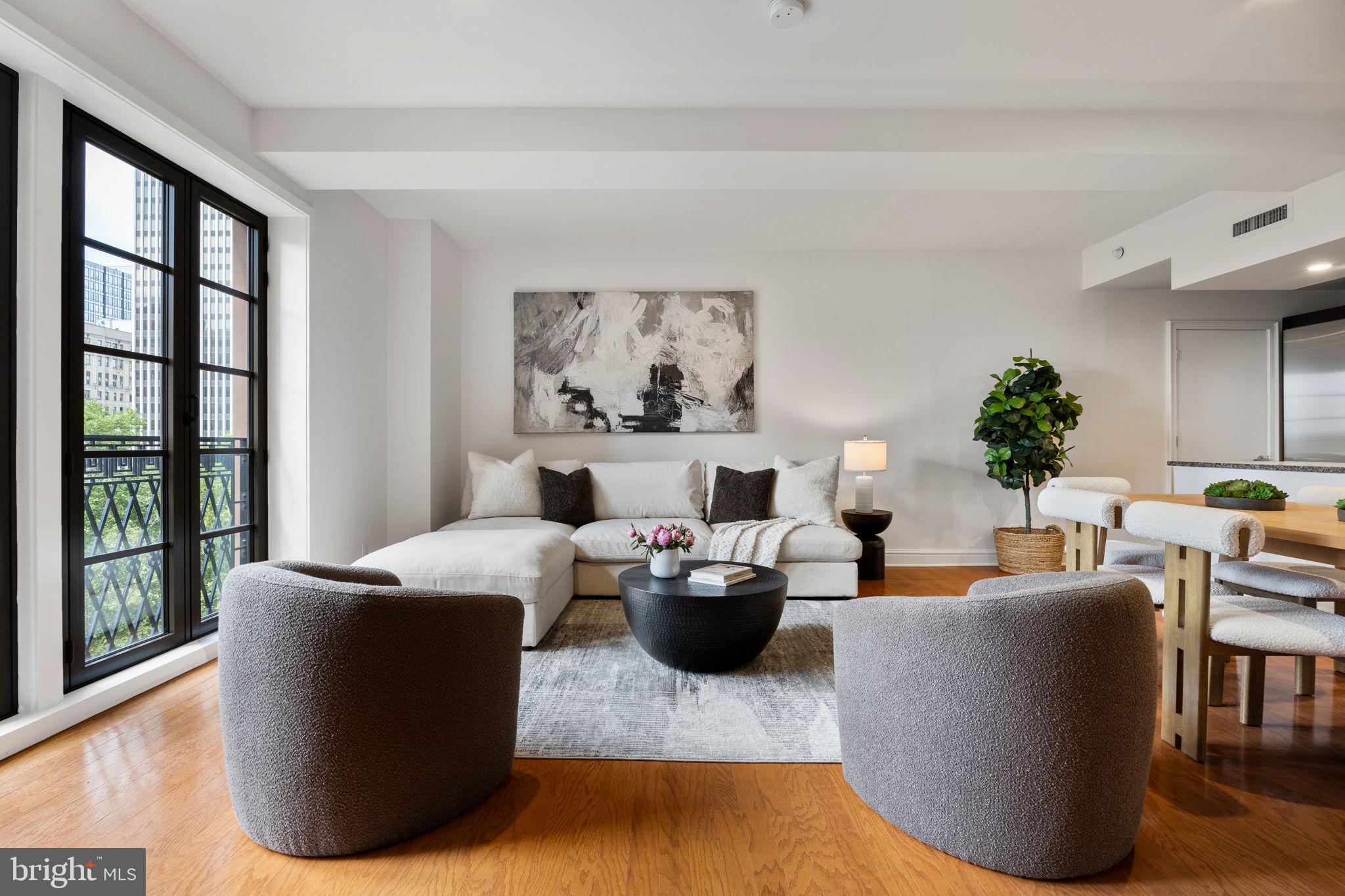 RITTENHOUSE SQUARE - Residential