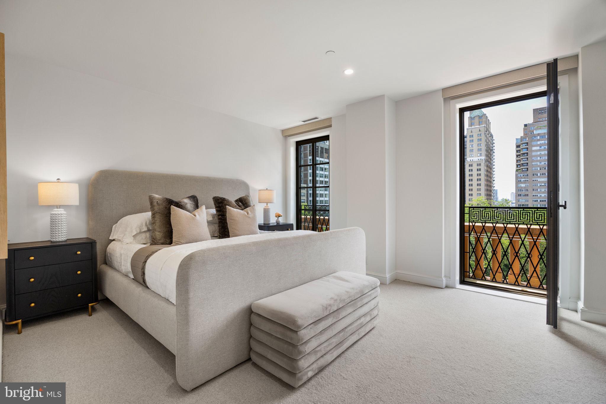 RITTENHOUSE SQUARE - Residential