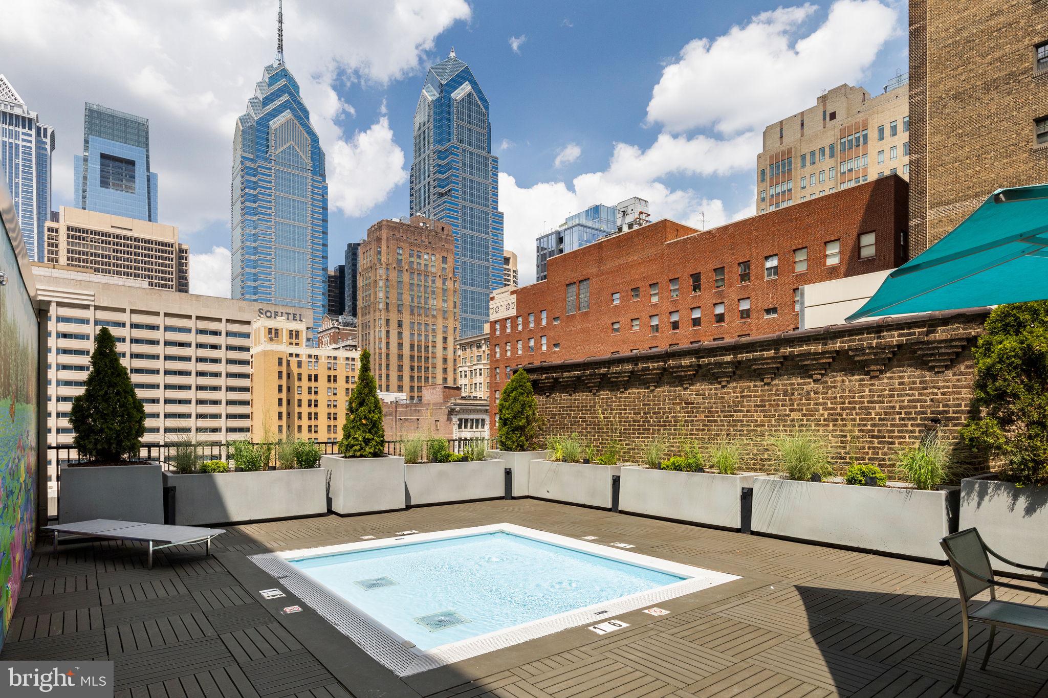 RITTENHOUSE SQUARE - Residential