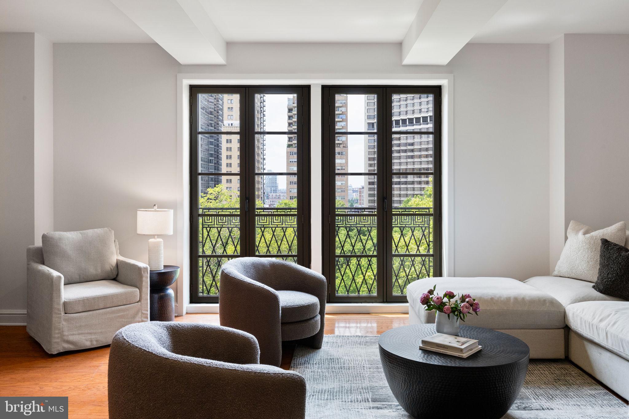 RITTENHOUSE SQUARE - Residential