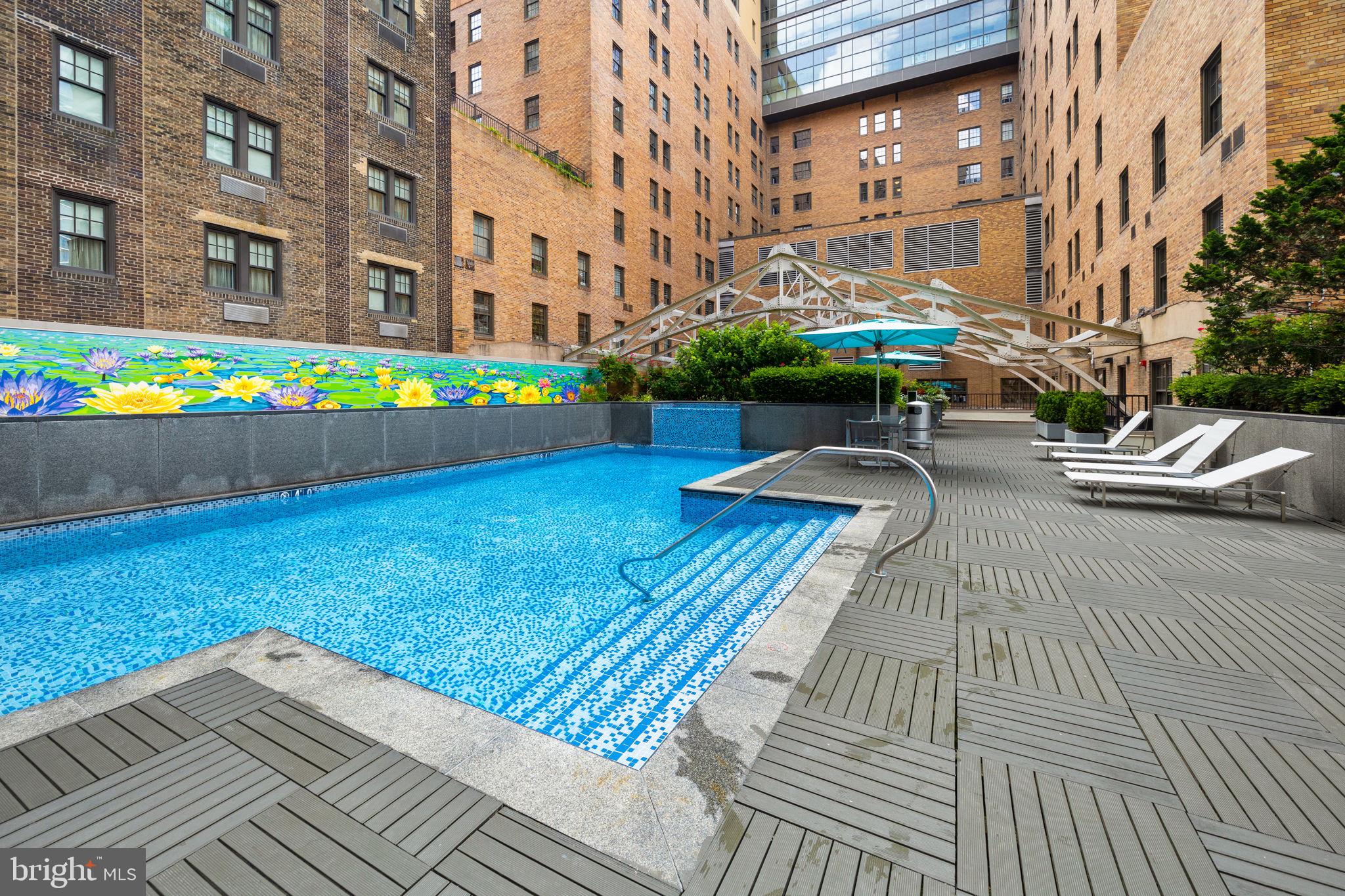 RITTENHOUSE SQUARE - Residential