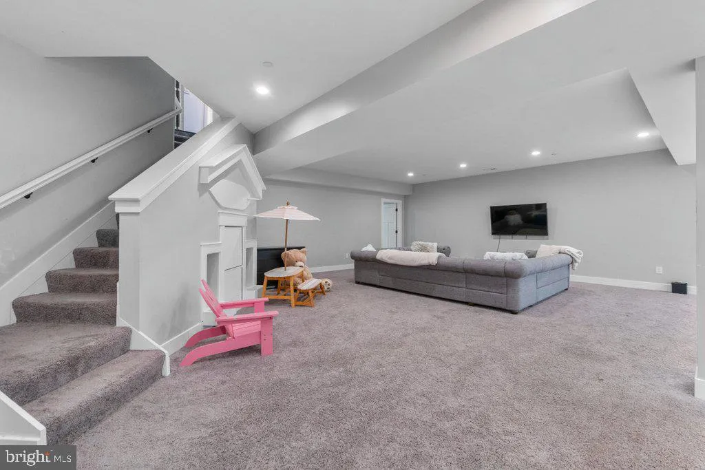 Perry Hall, Maryland 21128, United States, 8 Bedrooms Bedrooms, ,5 BathroomsBathrooms,Residential,Active,136908