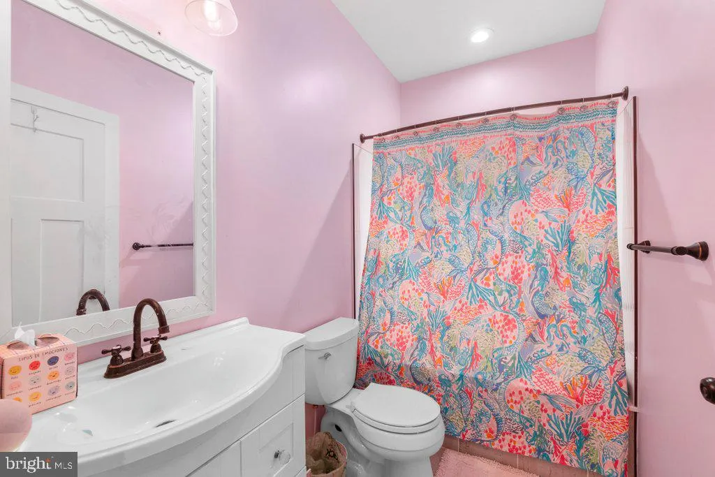 Perry Hall, Maryland 21128, United States, 8 Bedrooms Bedrooms, ,5 BathroomsBathrooms,Residential,Active,136908