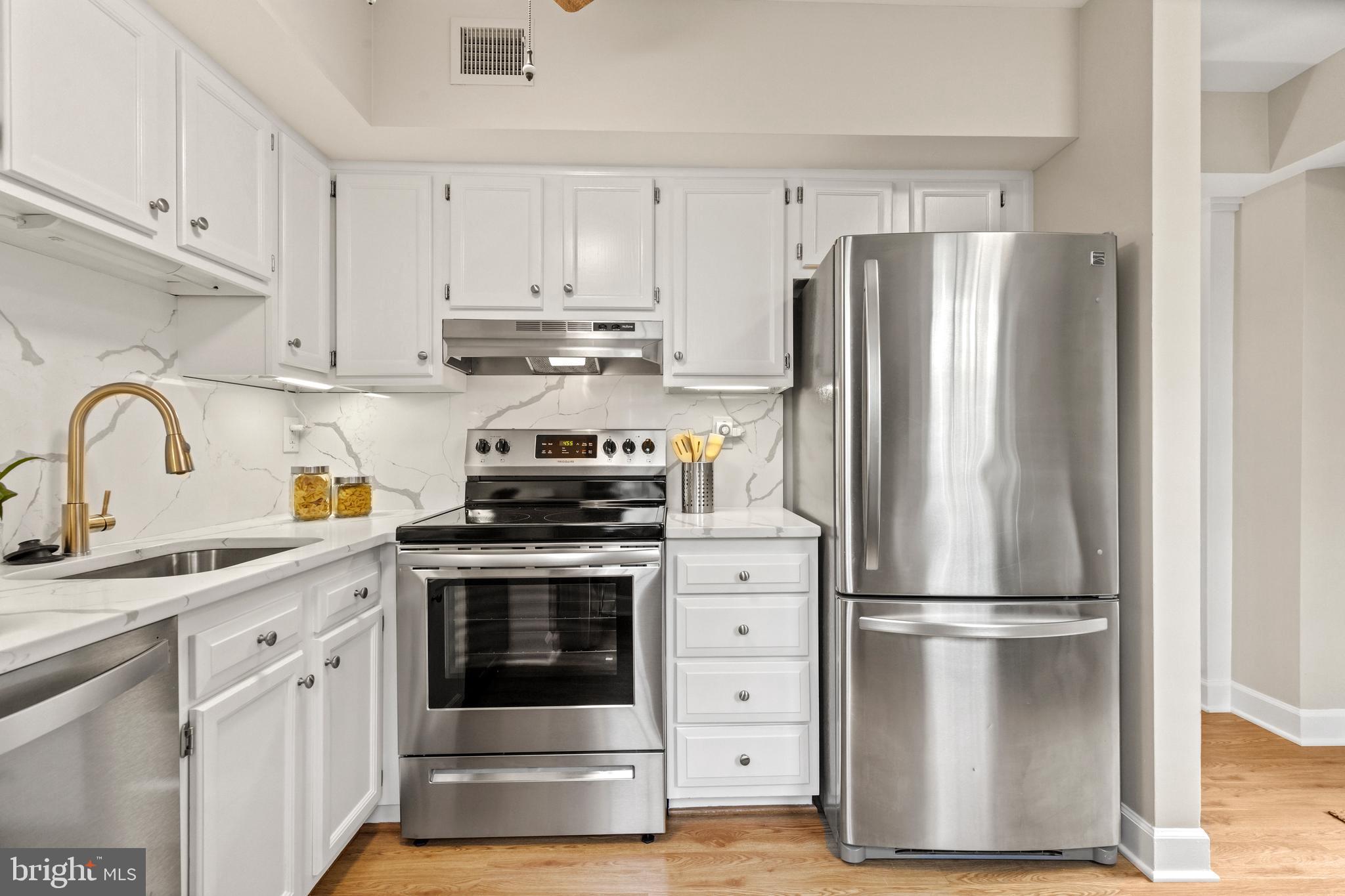 CANAL PLACE - Residential