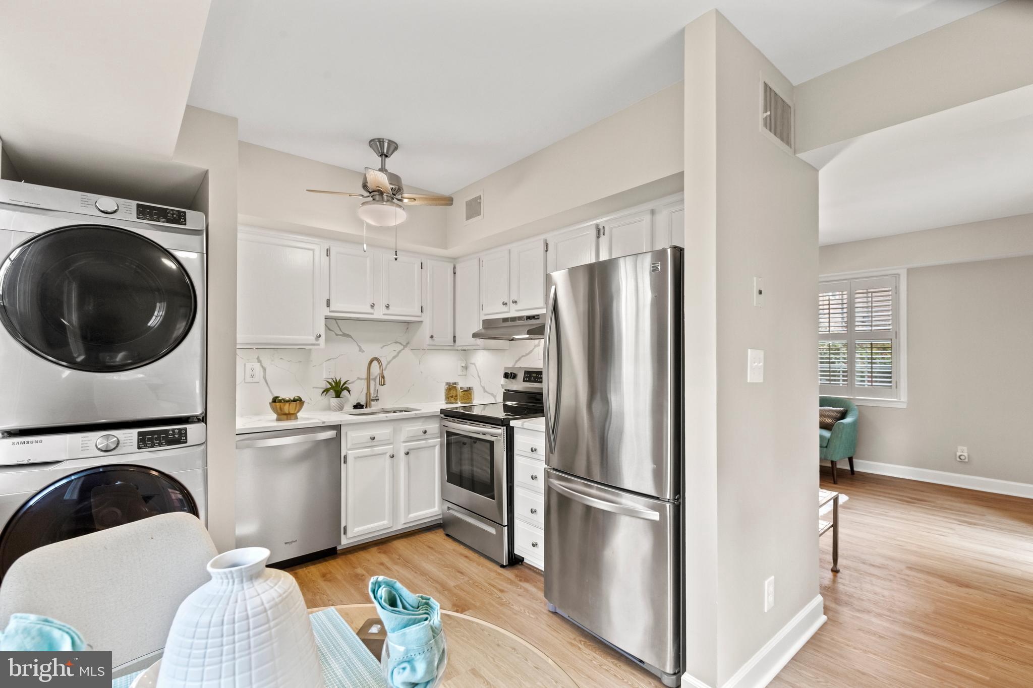 CANAL PLACE - Residential