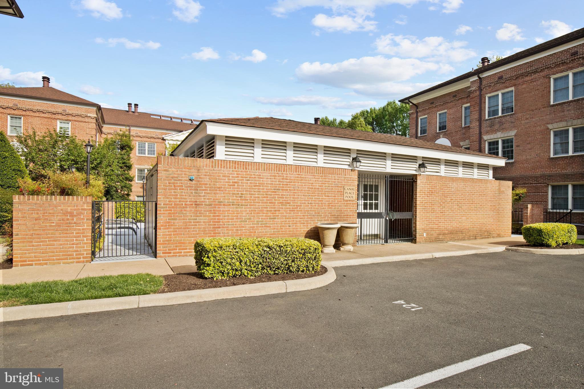 CANAL PLACE - Residential