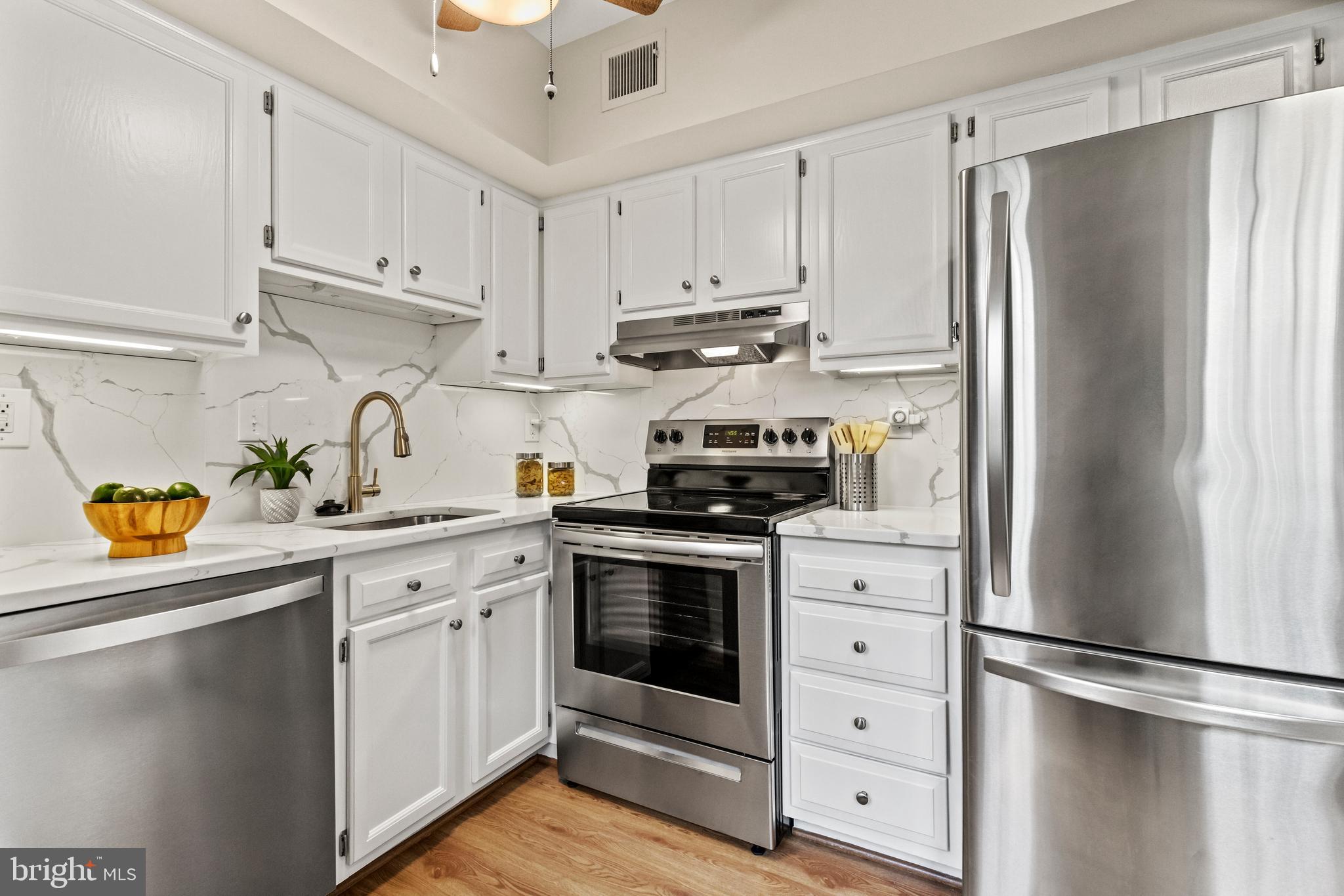 CANAL PLACE - Residential