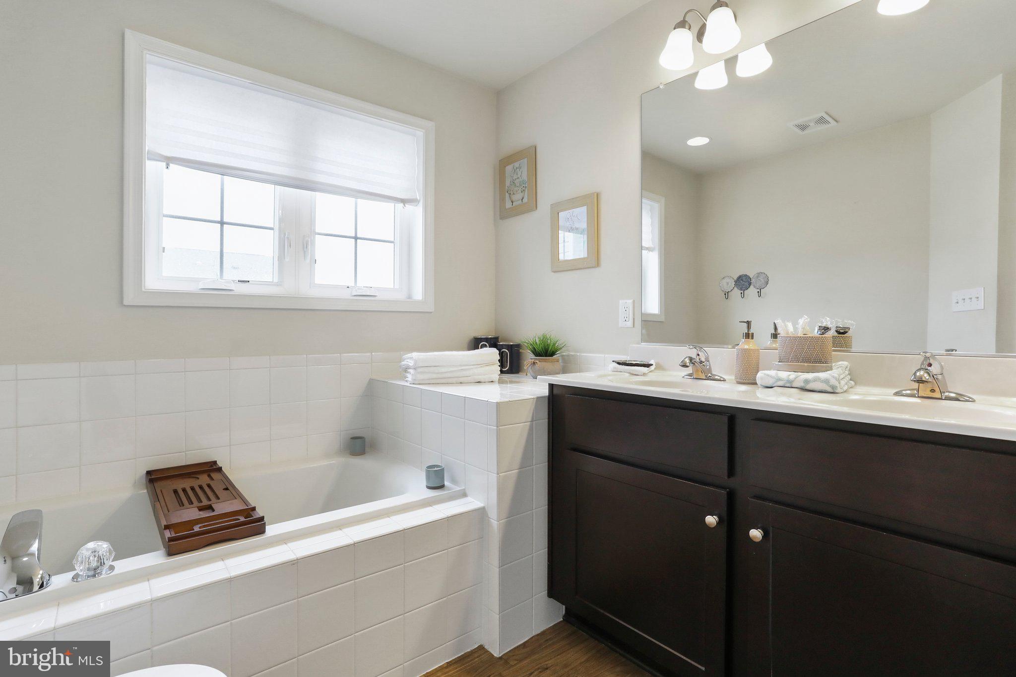 KENSINGTON TERRACE - Residential Lease