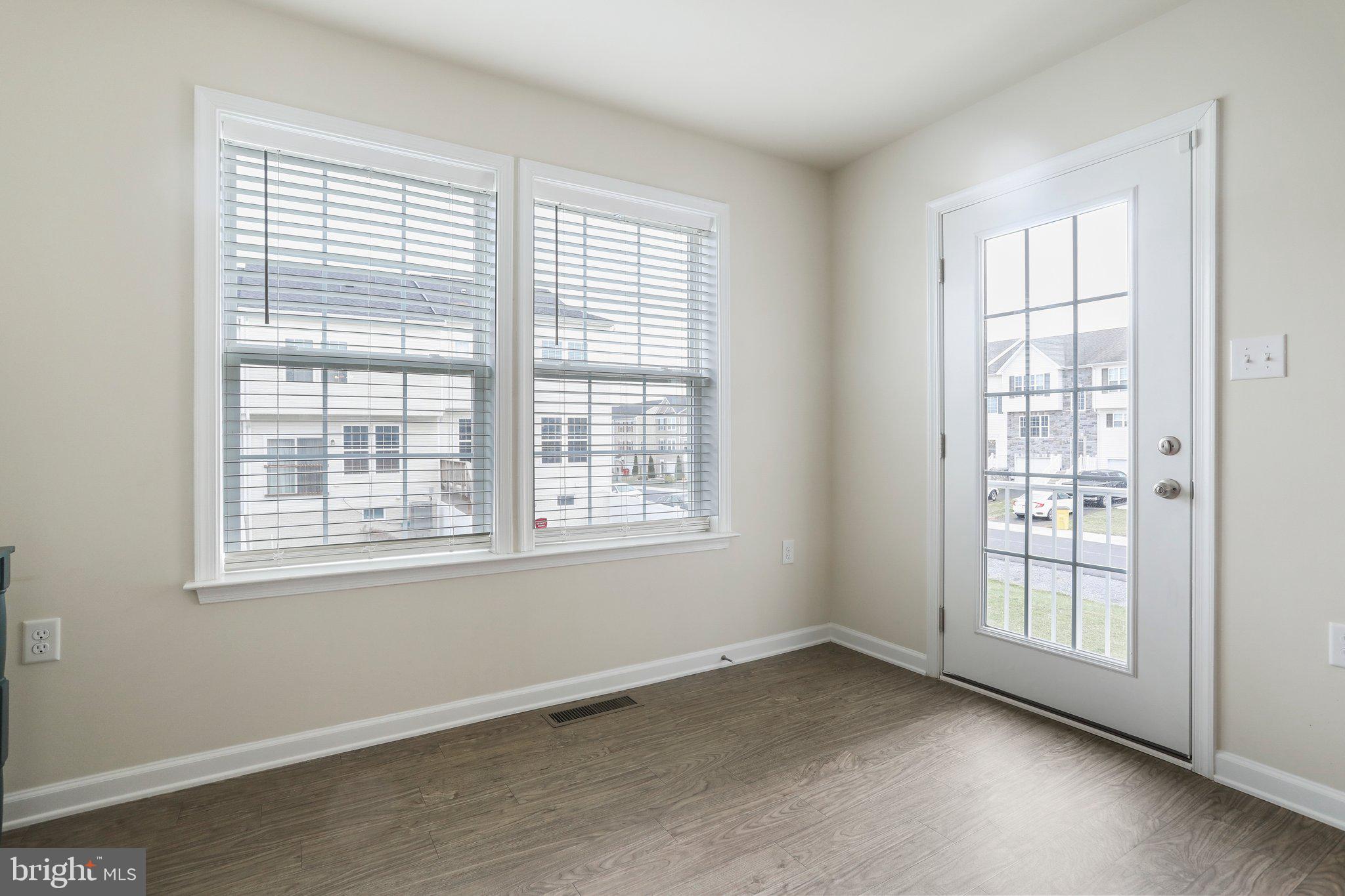 KENSINGTON TERRACE - Residential Lease