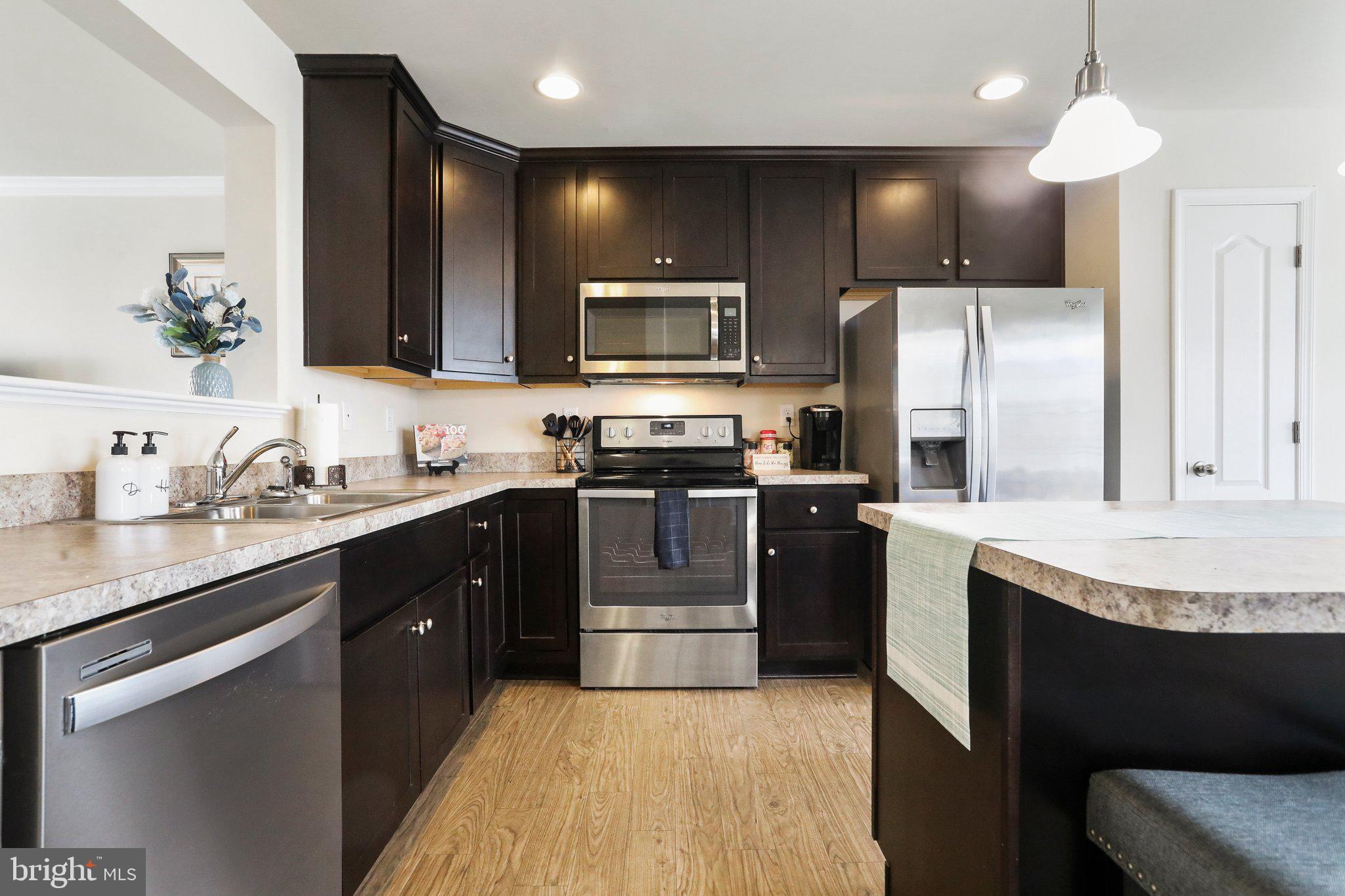 KENSINGTON TERRACE - Residential Lease